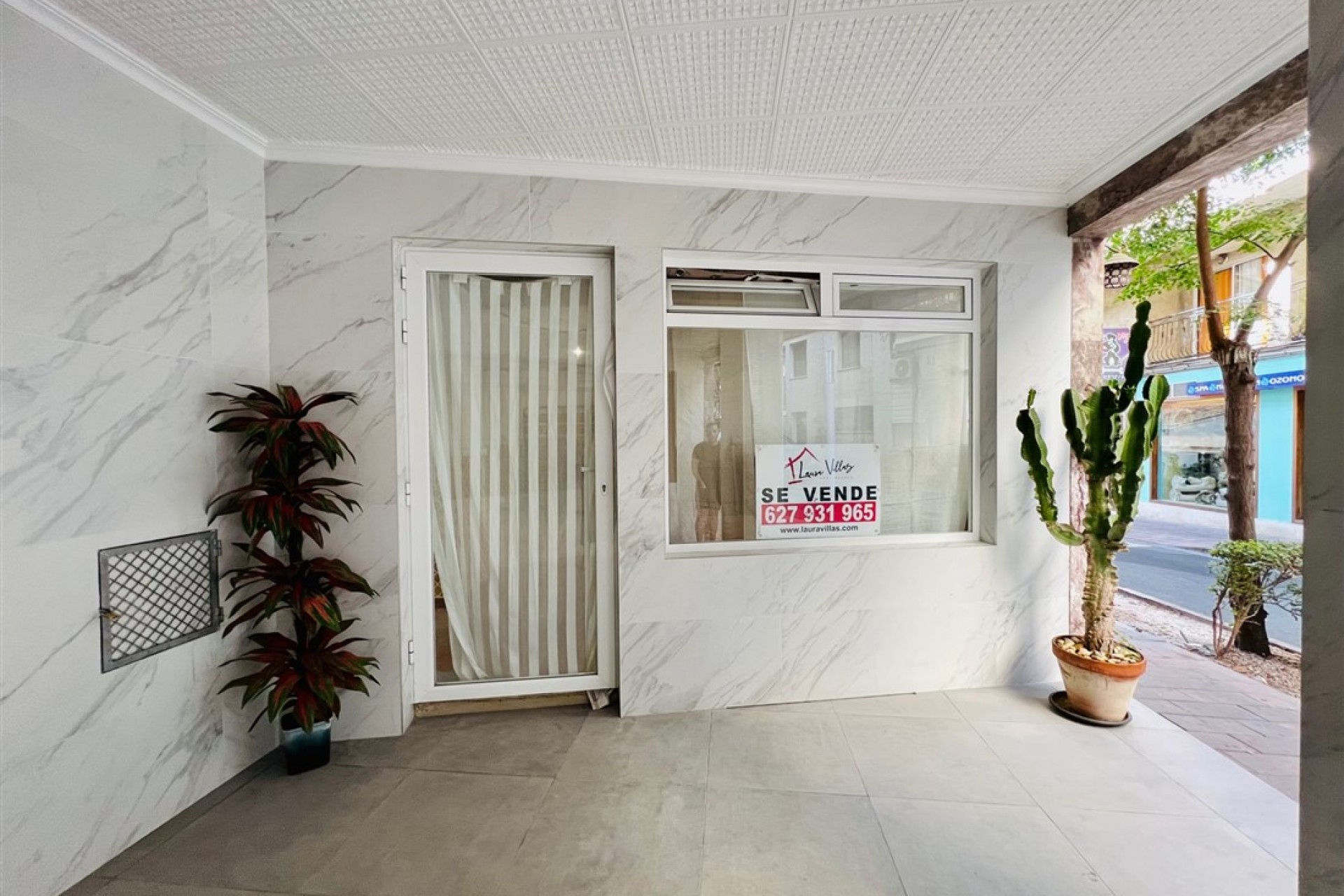 Sale - Local Commercial -
Calpe
