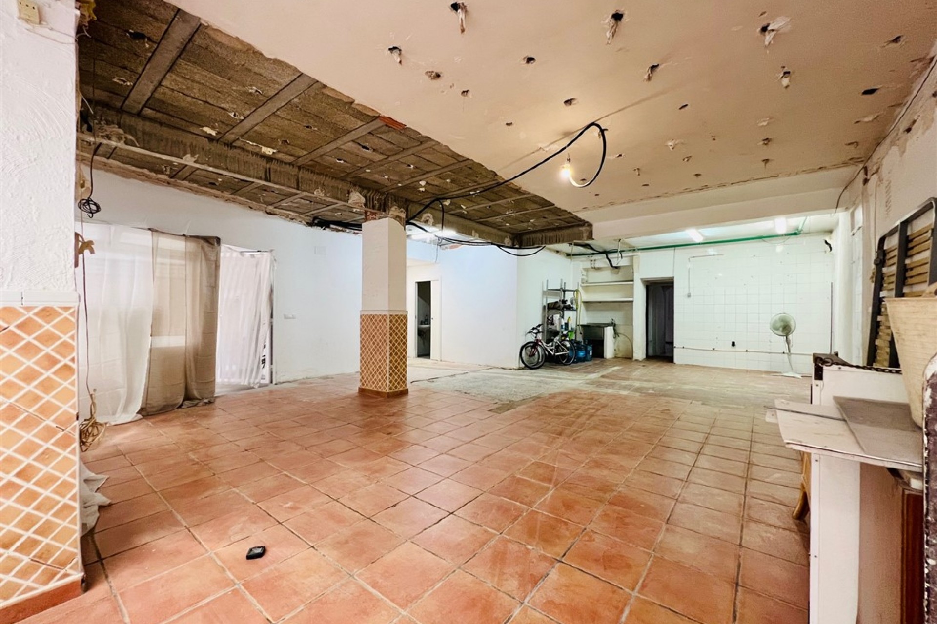 Sale - Local Commercial -
Calpe