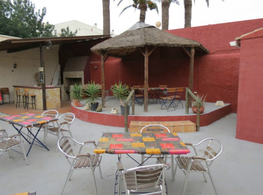 Sale - Local Commercial -
Jalon