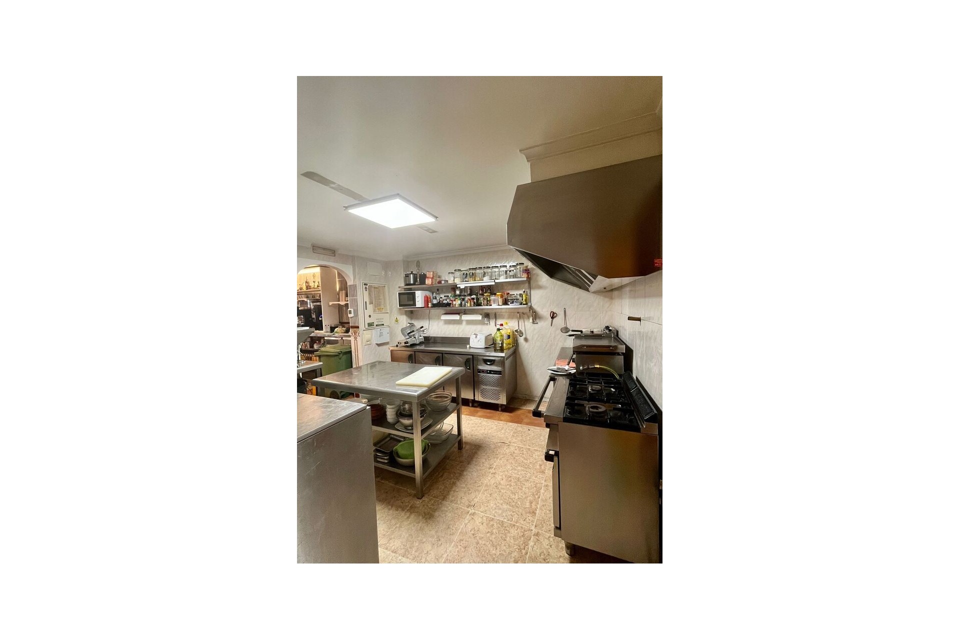 Sale - Local Commercial -
Javea