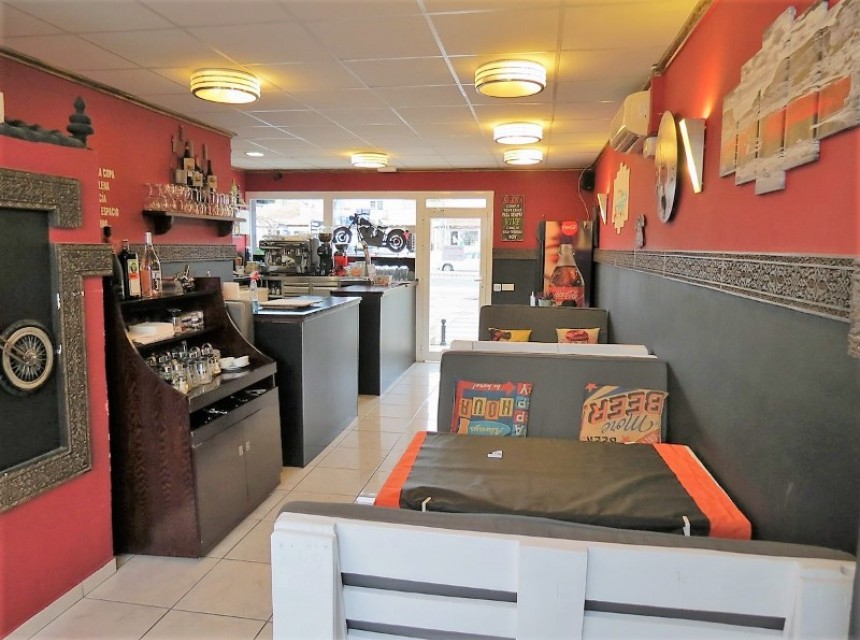 Sale - Local Commercial -
Moraira