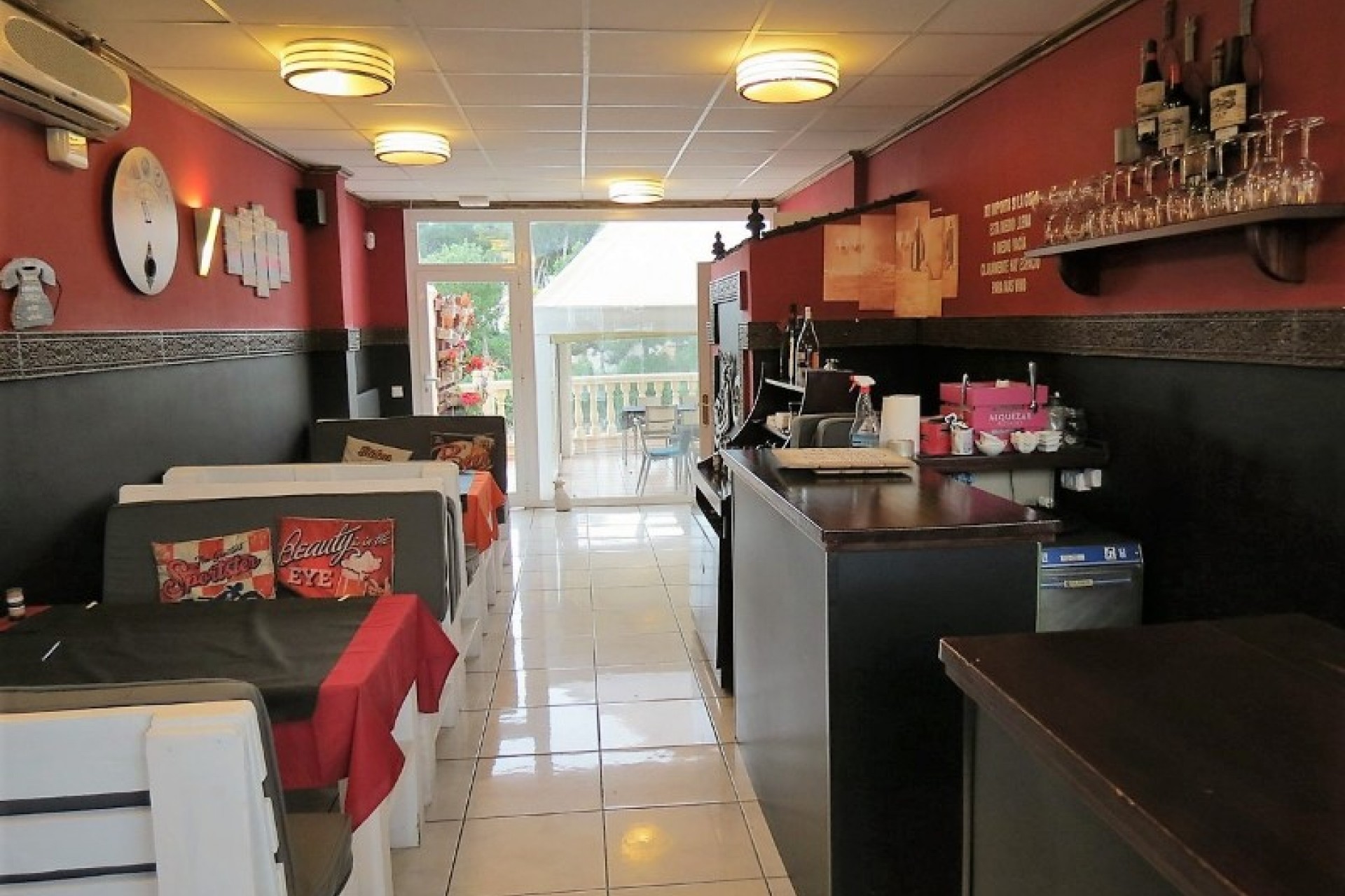 Sale - Local Commercial -
Moraira