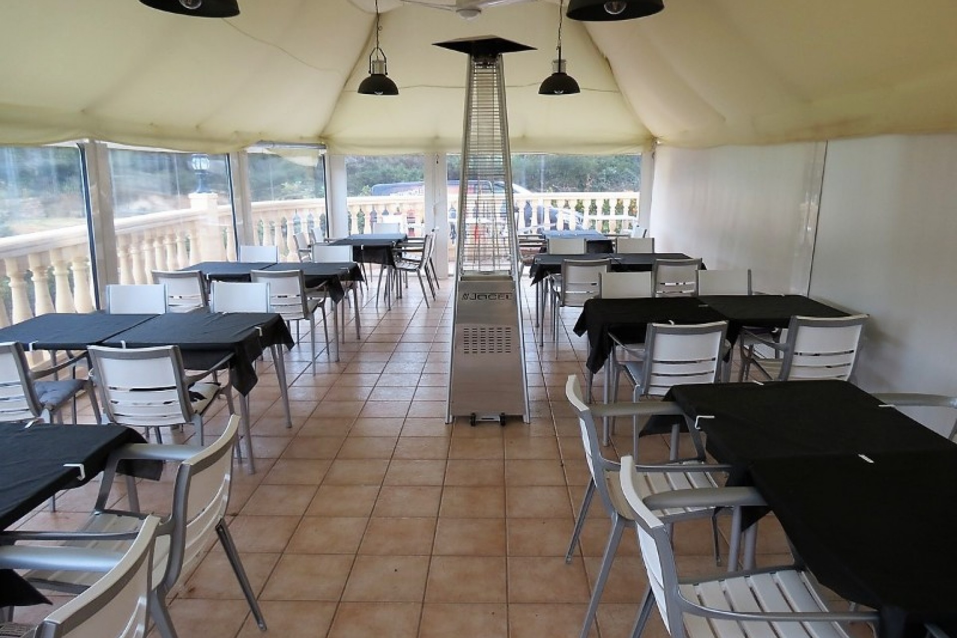 Sale - Local Commercial -
Moraira