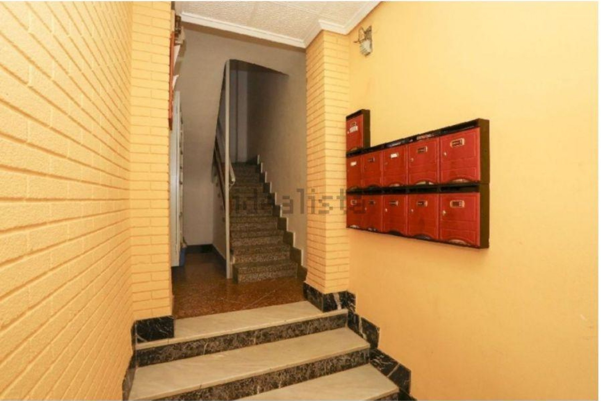 Sale - Piso -
Valencia - Mont-Olivet