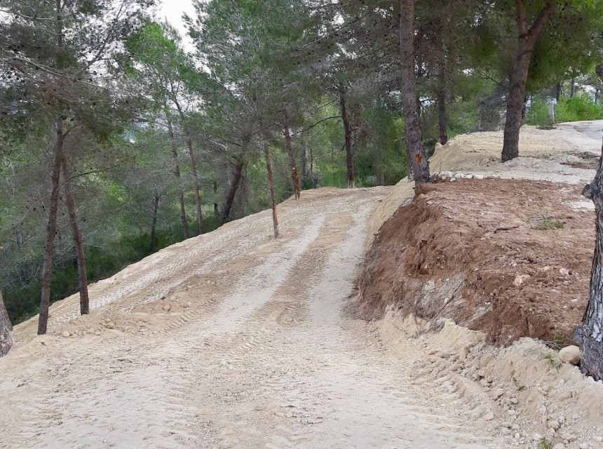 Sale - Plot/Land -
Moraira - Benimeit