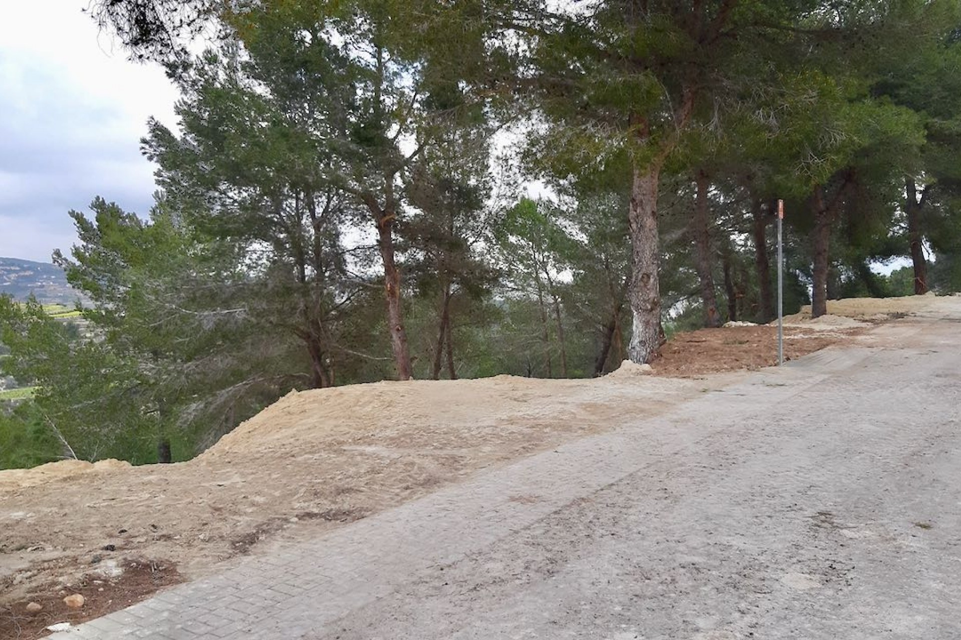 Sale - Plot/Land -
Moraira - Benimeit