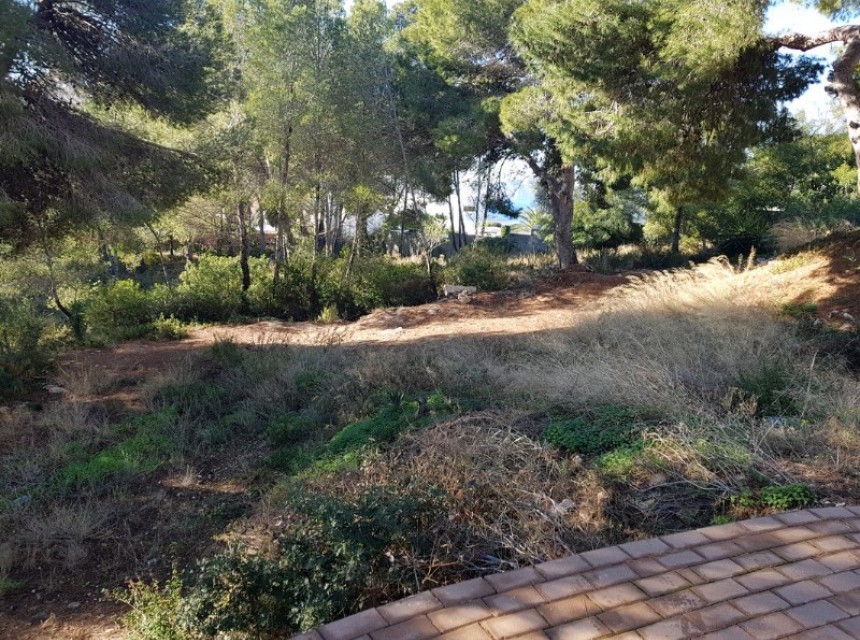 Sale - Plot/Land -
Moraira - El Portet