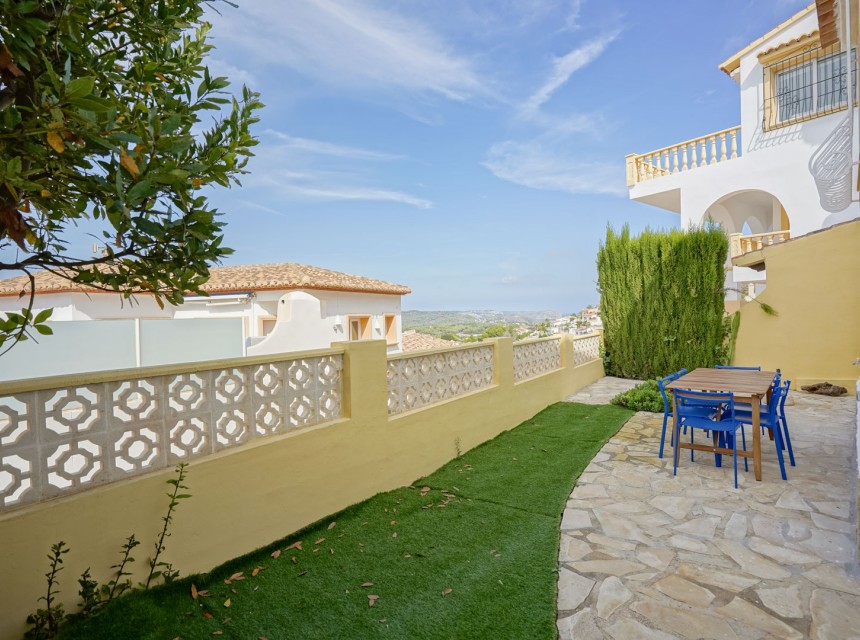 Sale - Semi Detached Villa -
Benitachell