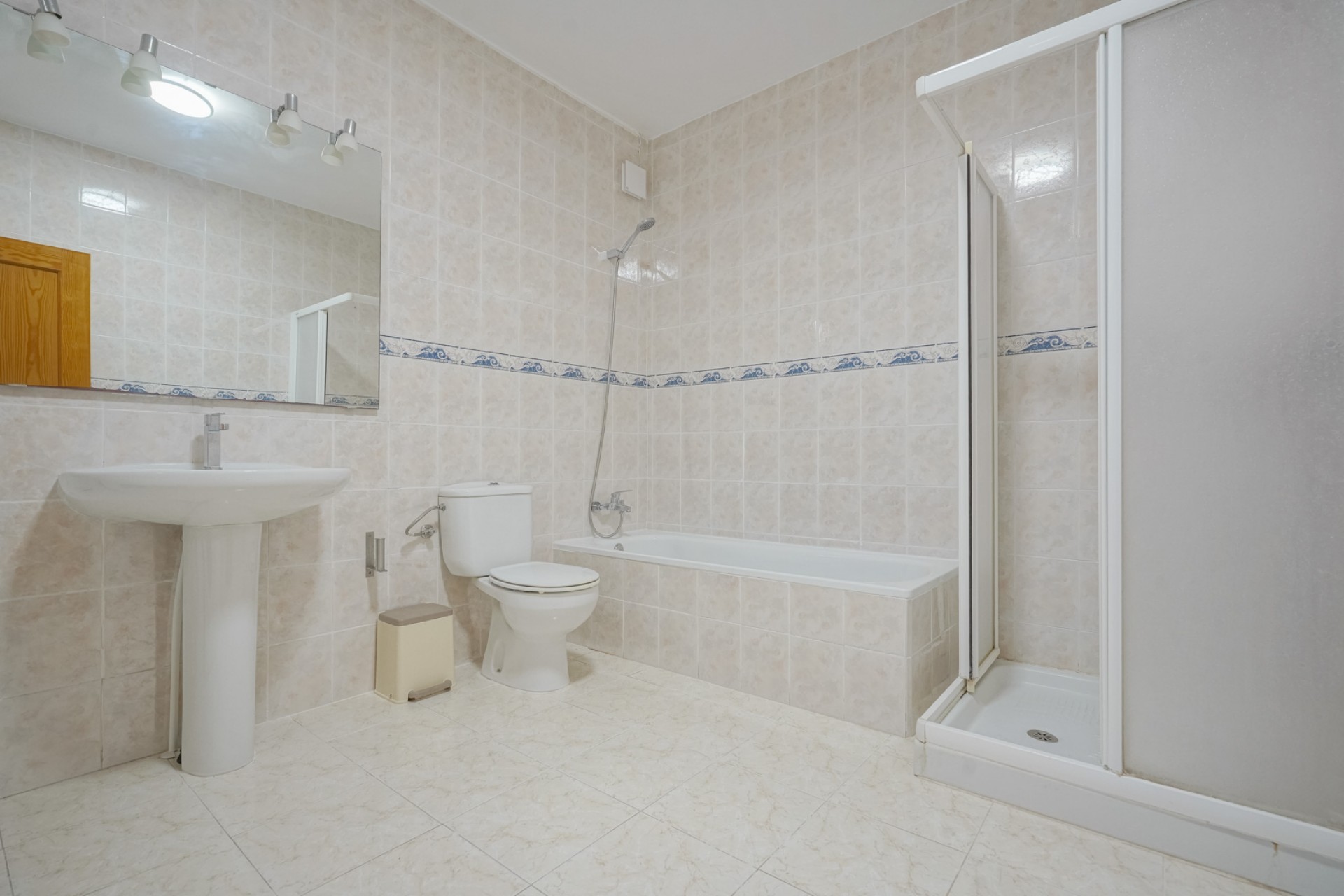 Sale - Semi Detached Villa -
Benitachell