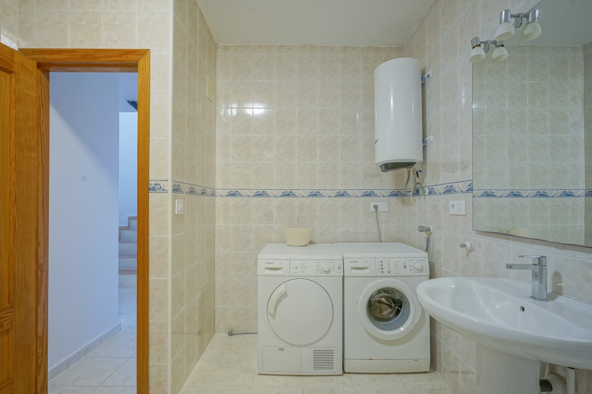 Sale - Semi Detached Villa -
Benitachell