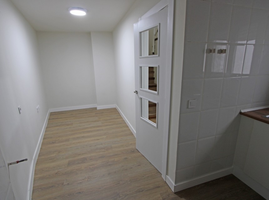 Sale - Terraced house -
Castell de Castells