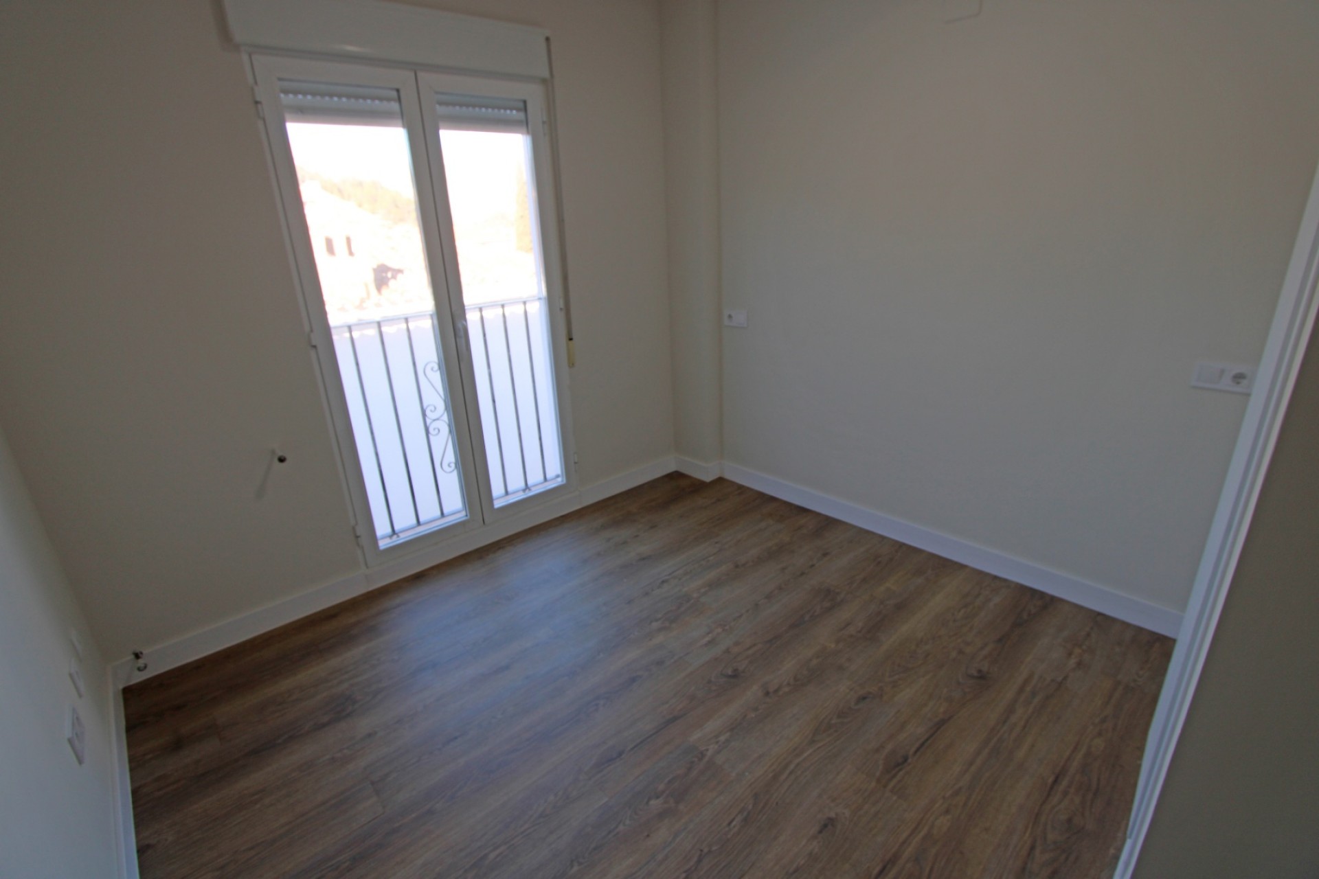 Sale - Terraced house -
Castell de Castells