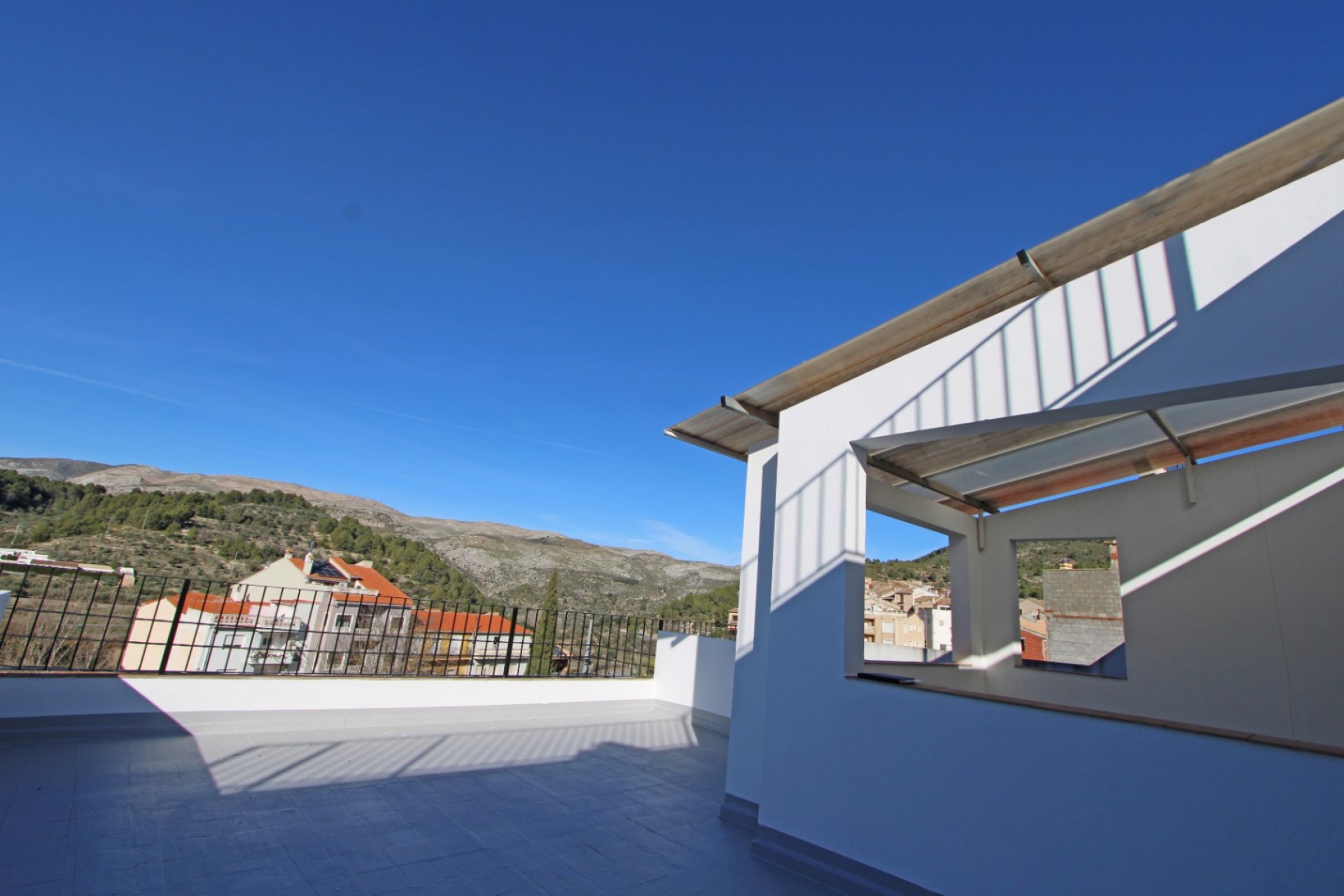 Sale - Terraced house -
Castell de Castells