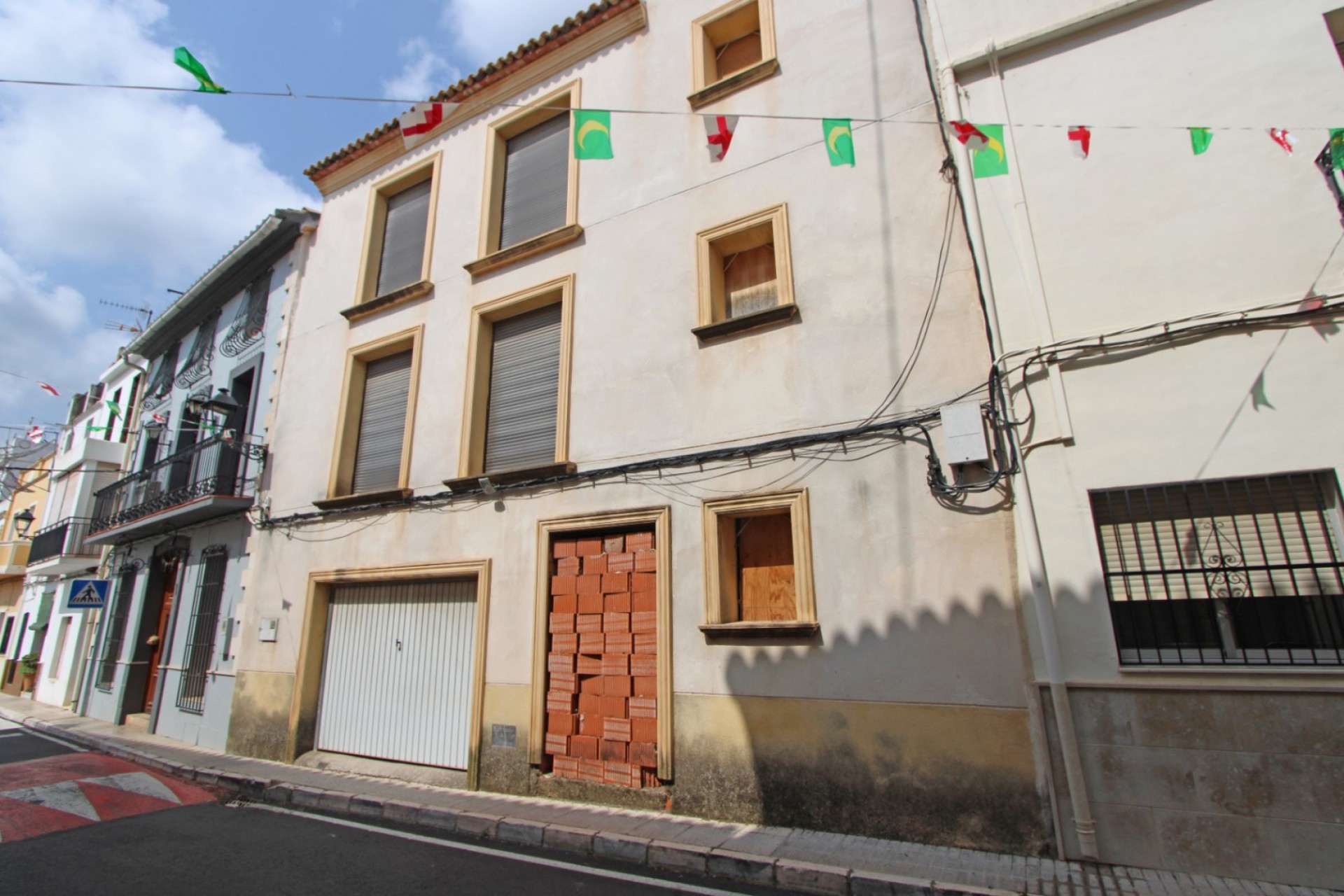 Sale - Townhouse -
Murla