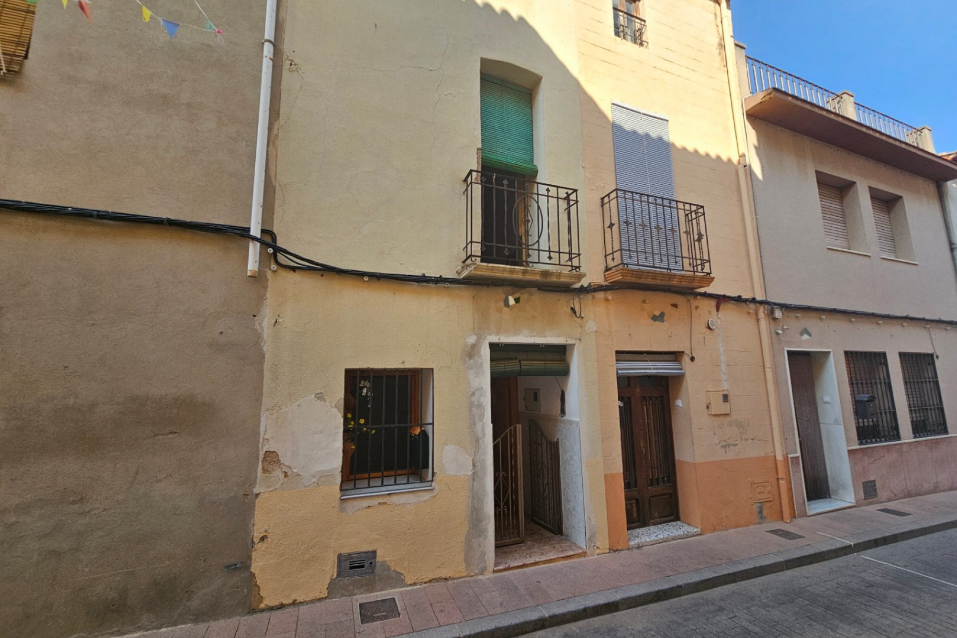 Sale - Townhouse -
Orba