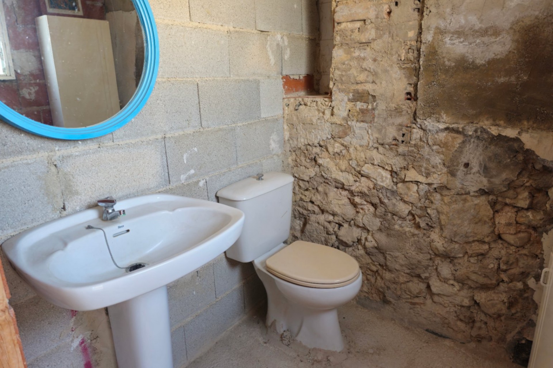 Sale - Townhouse -
Orba