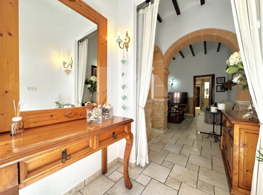 Sale - Townhouse -
Teulada - Casco Antiguo