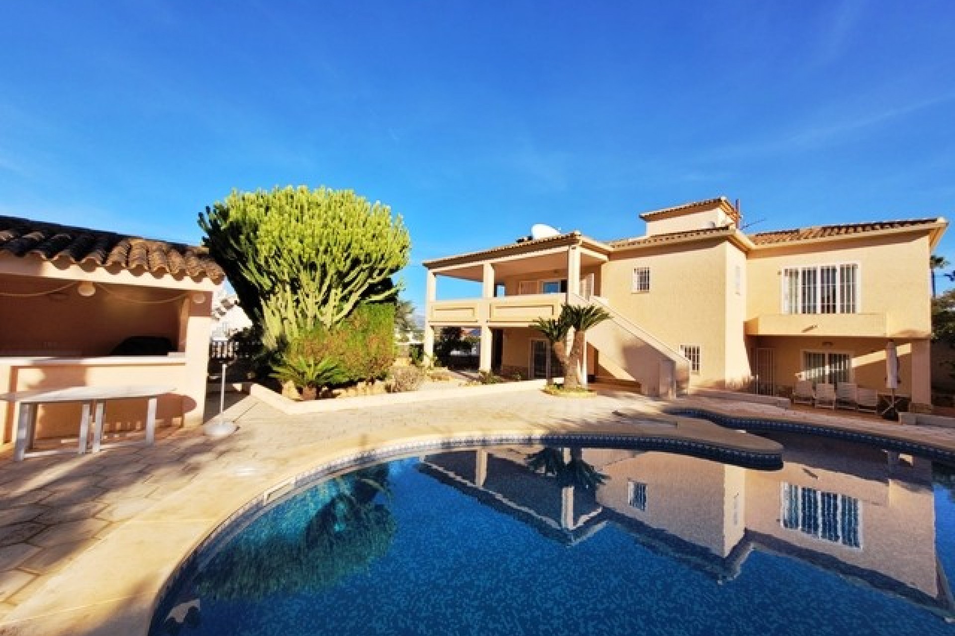 Sale - Villa -
Alfaz del Pi - Albir