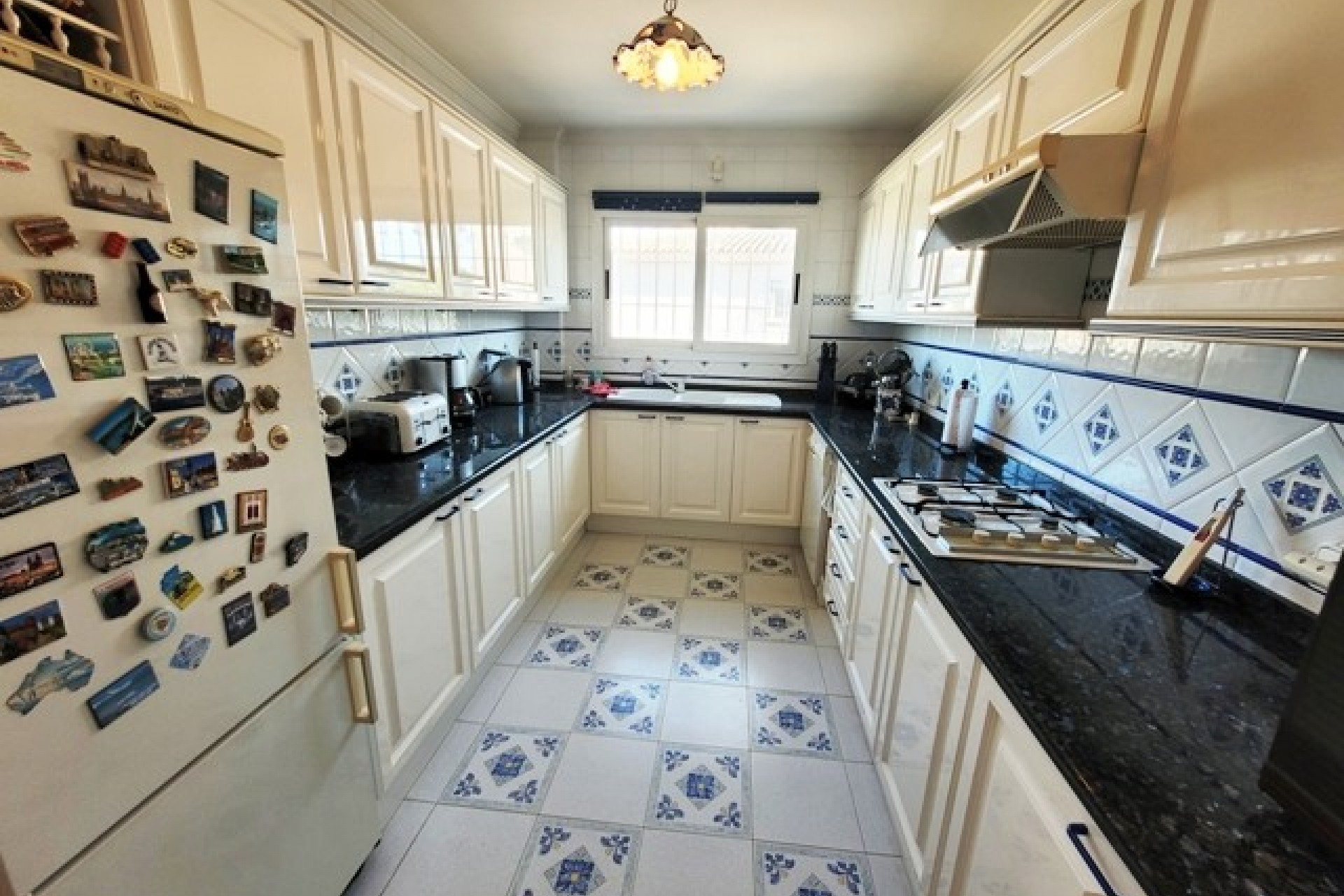 Sale - Villa -
Alfaz del Pi - Albir