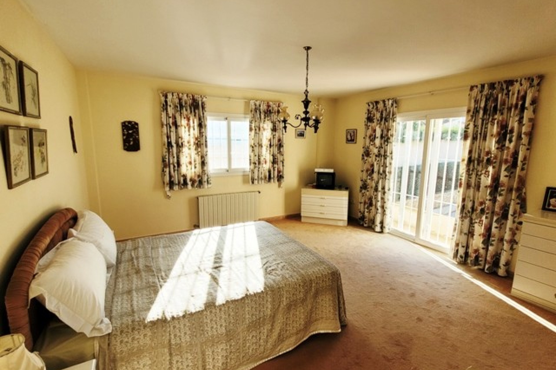 Sale - Villa -
Alfaz del Pi - Albir