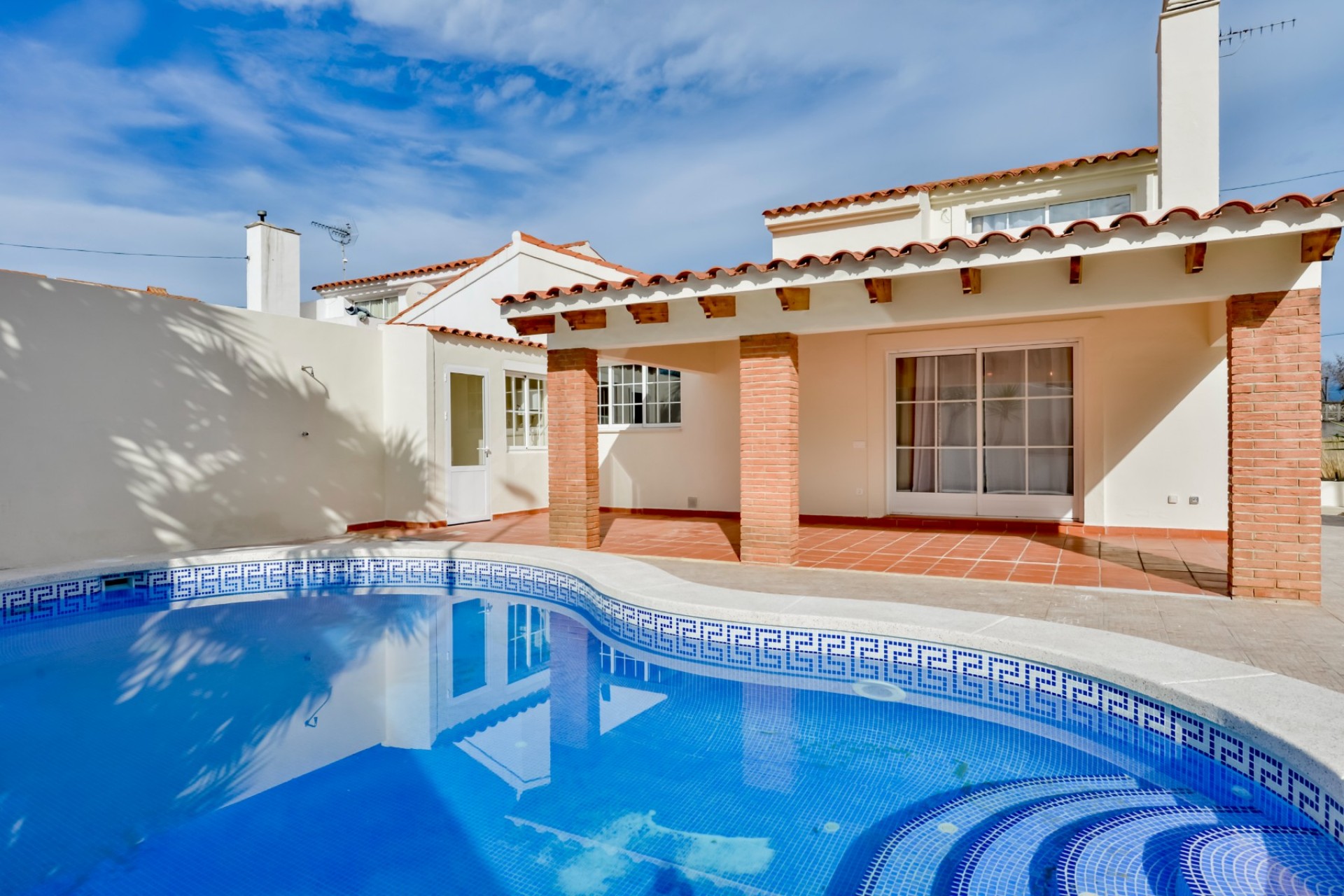 Sale - Villa -
Alfaz del Pi