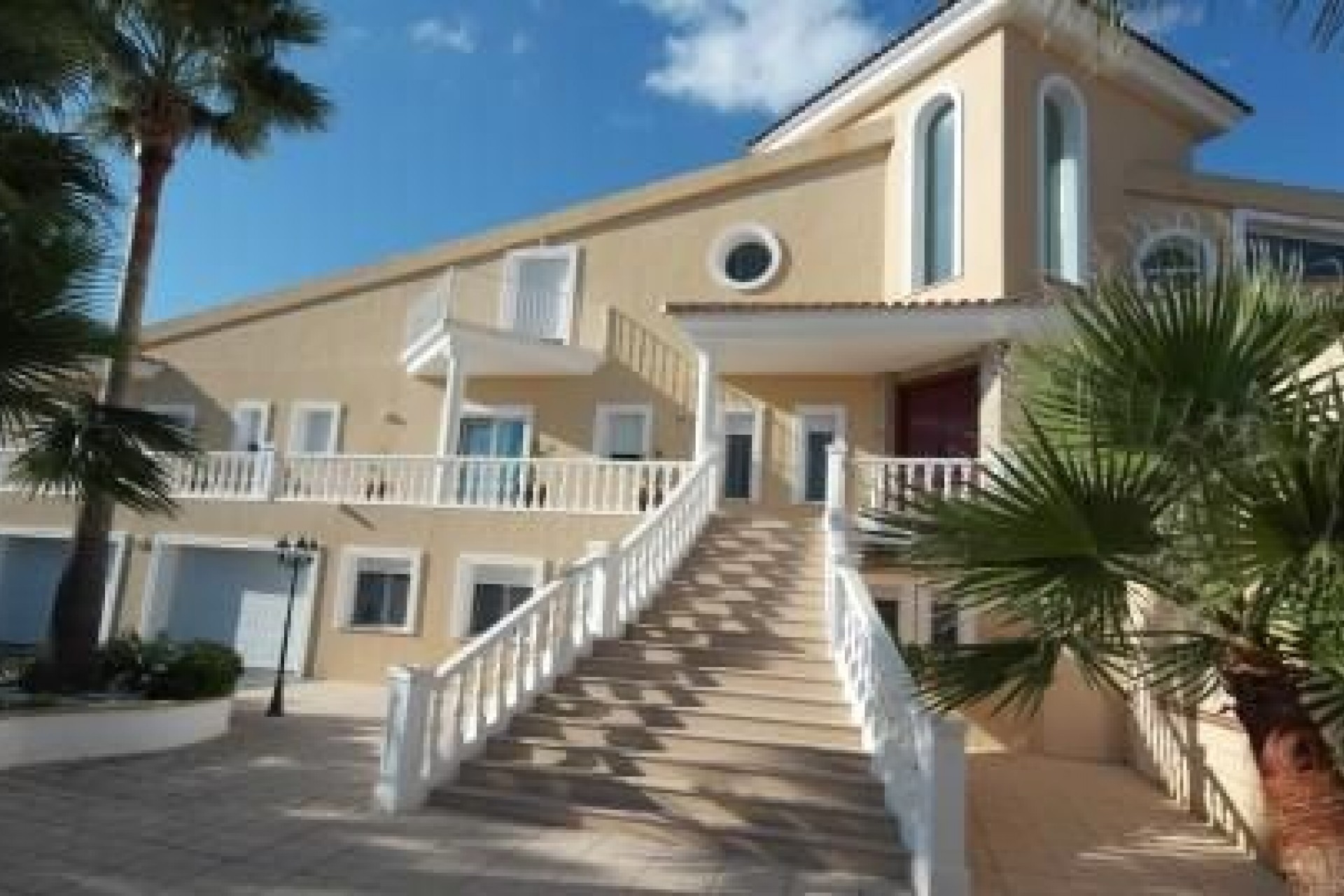 Sale - Villa -
Alfaz del Pi