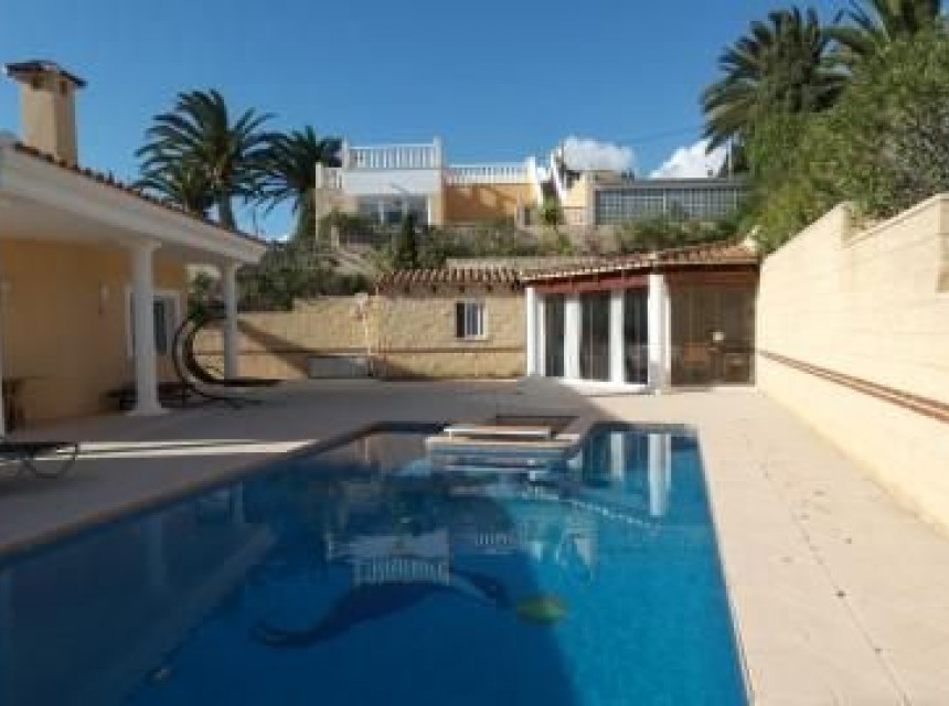 Sale - Villa -
Alfaz del Pi