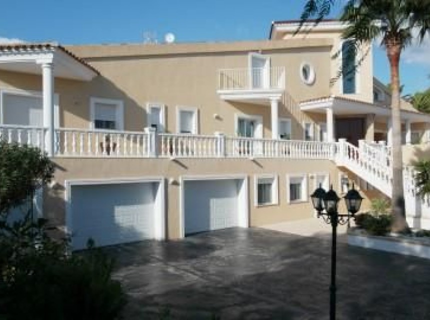 Sale - Villa -
Alfaz del Pi