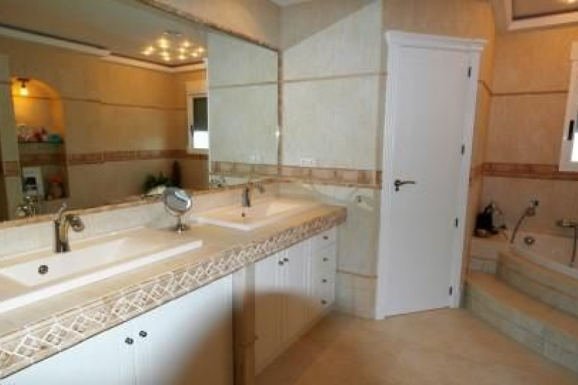 Sale - Villa -
Alfaz del Pi