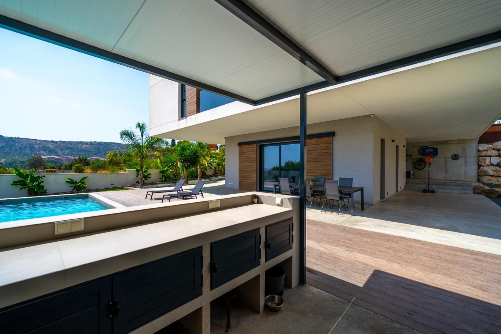 Sale - Villa -
Alicante - Vistahermosa