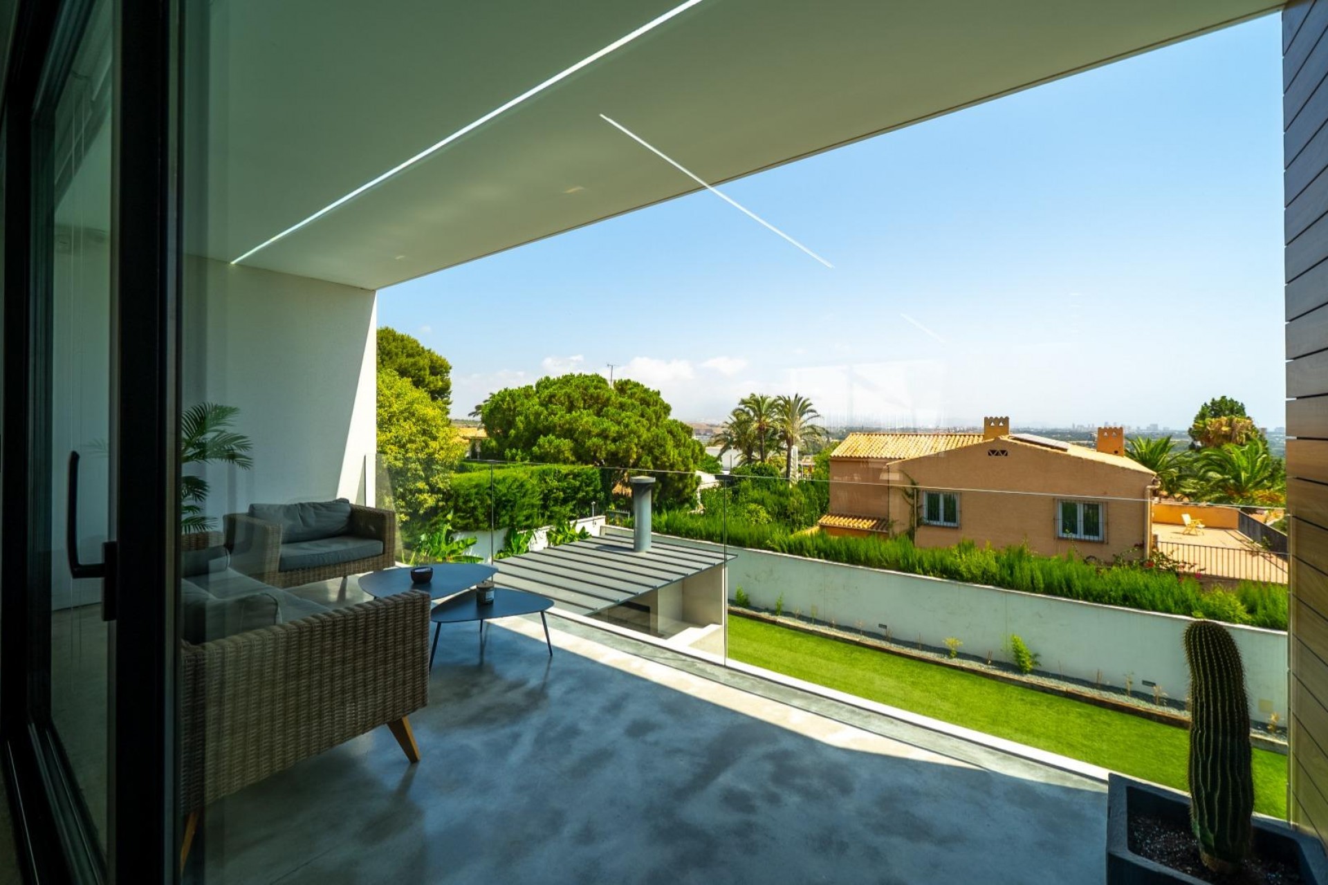 Sale - Villa -
Alicante - Vistahermosa