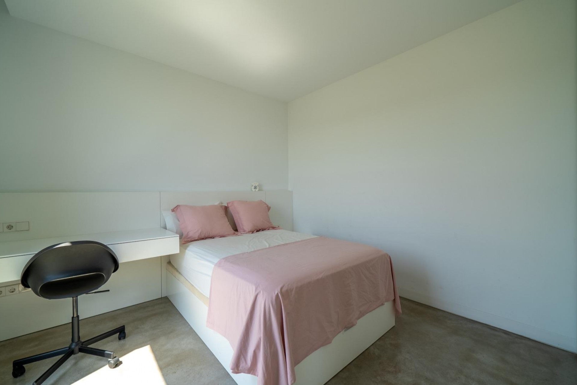 Sale - Villa -
Alicante - Vistahermosa