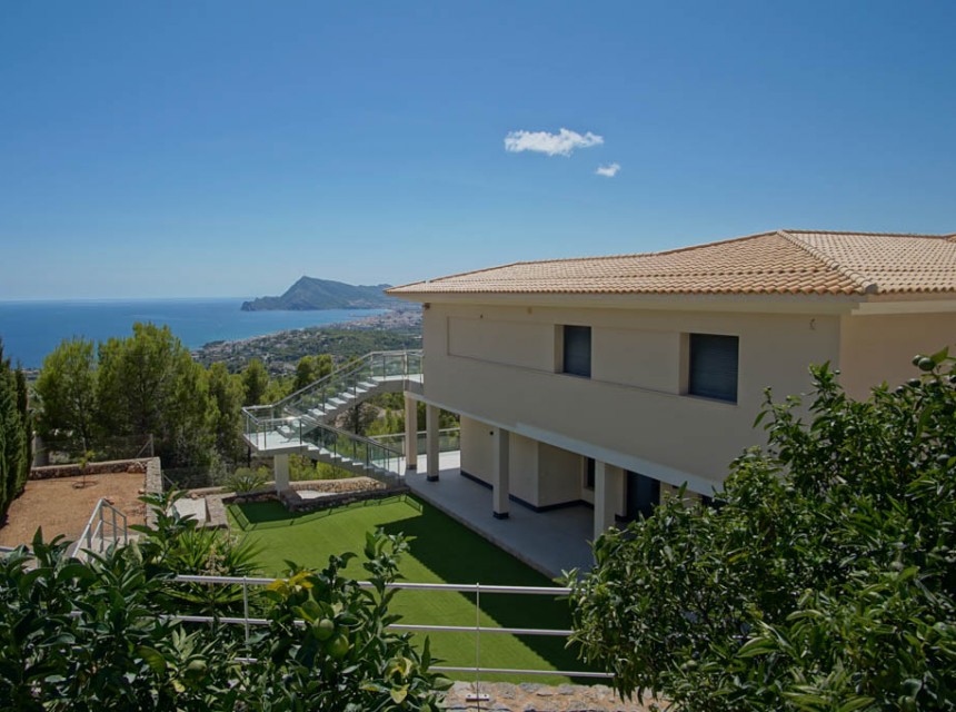 Sale - Villa -
Altea