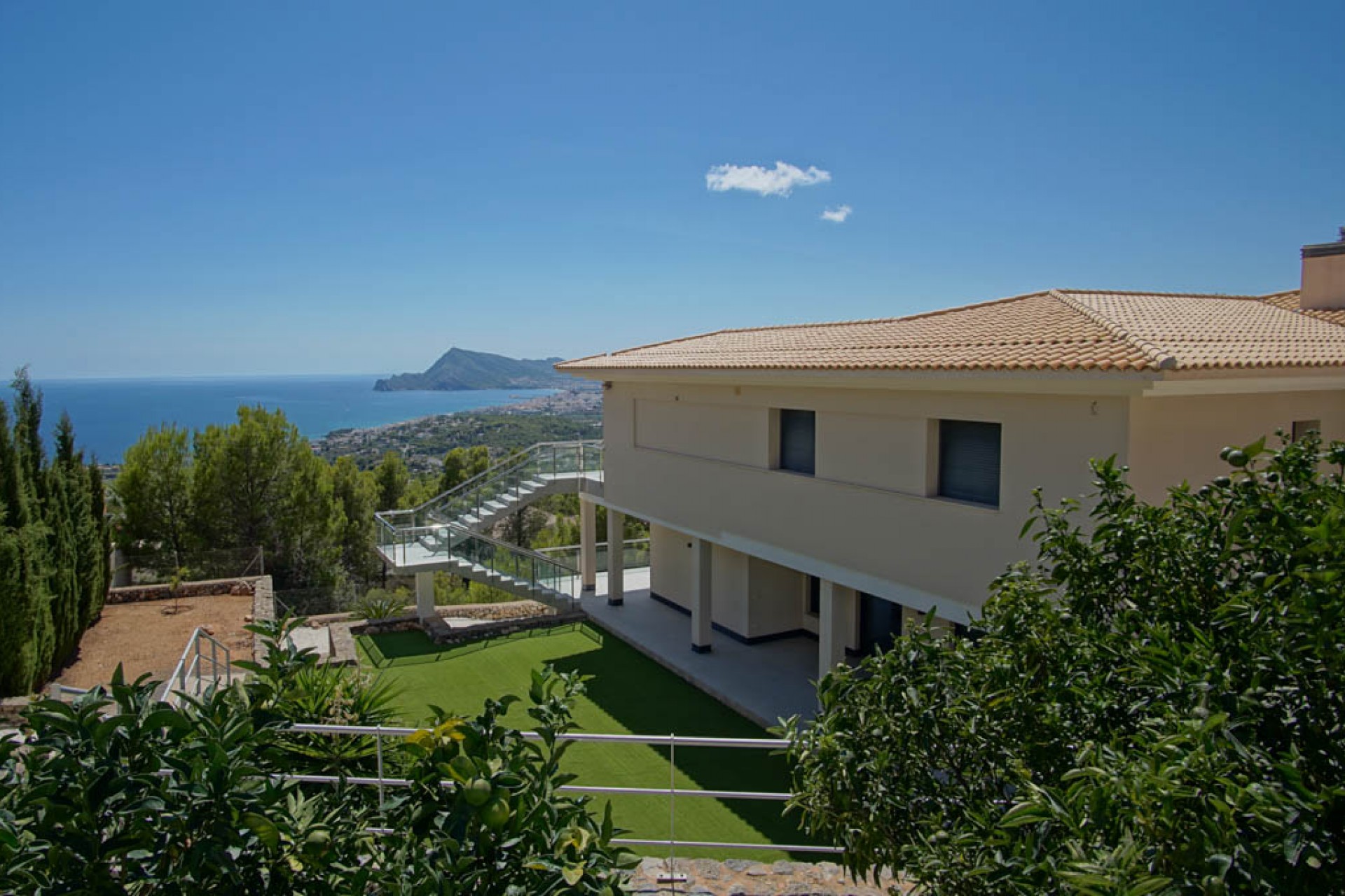 Sale - Villa -
Altea