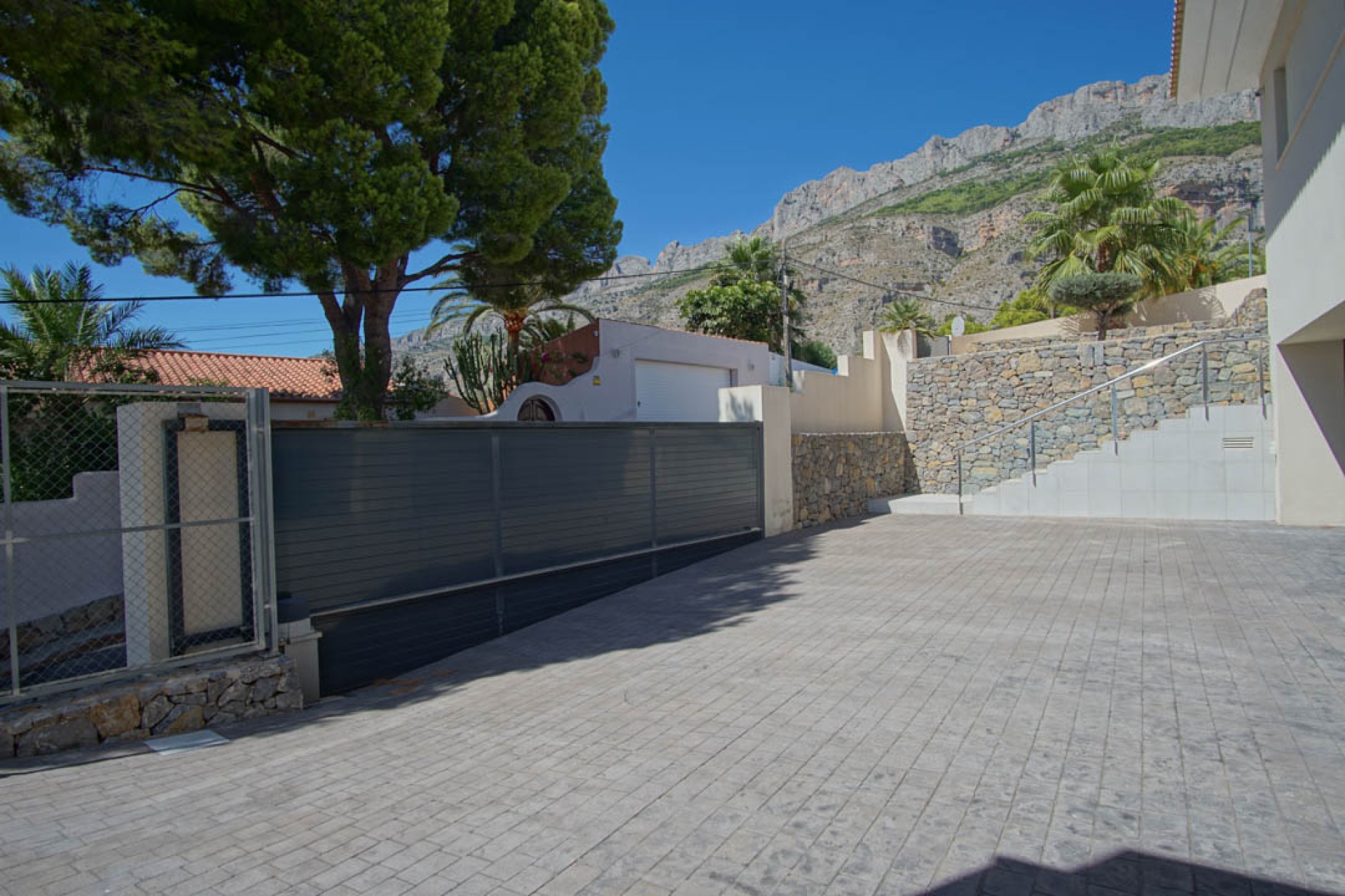 Sale - Villa -
Altea