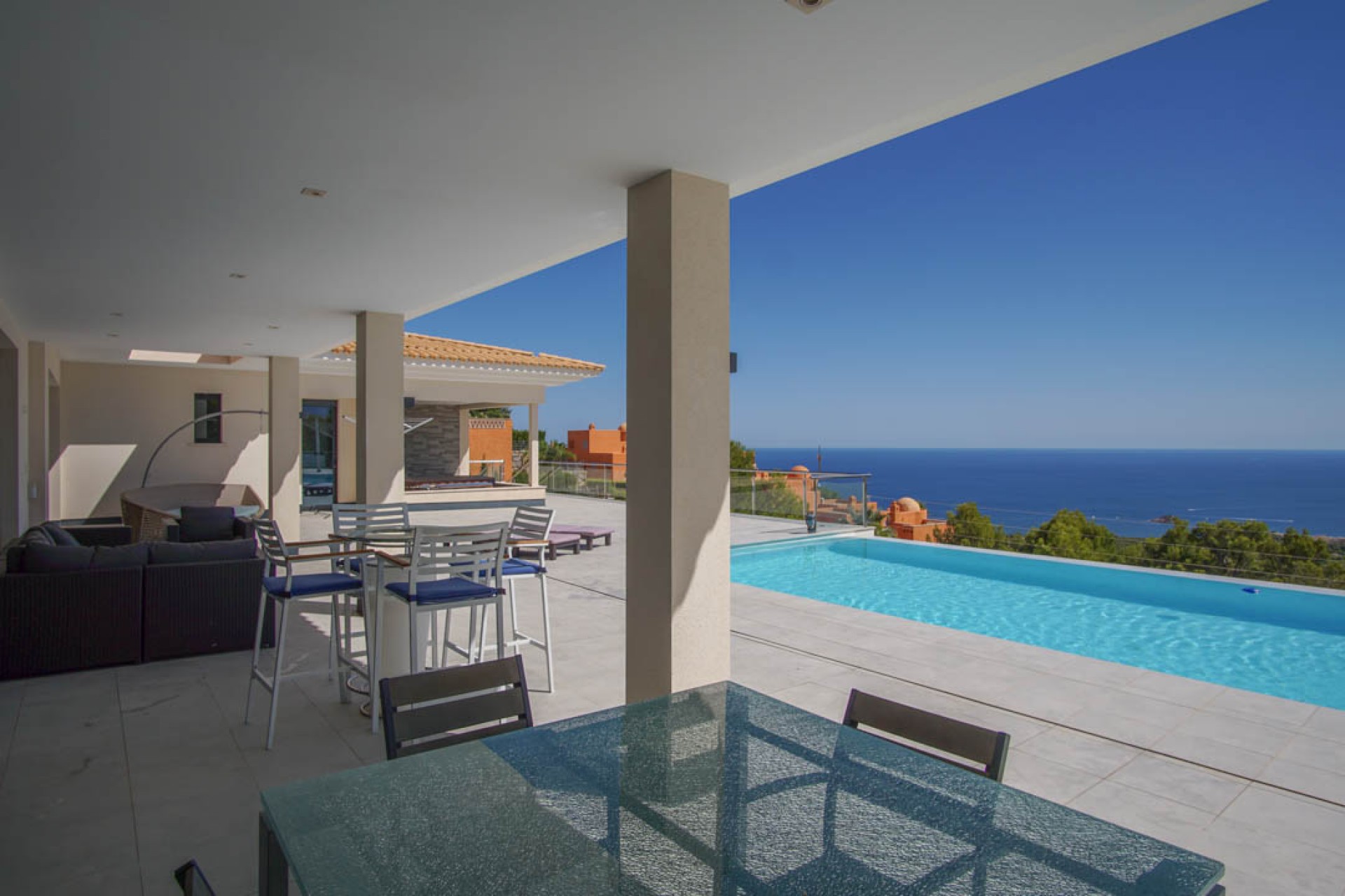 Sale - Villa -
Altea