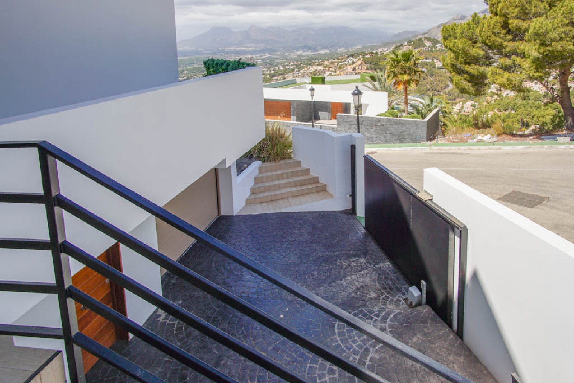 Sale - Villa -
Altea