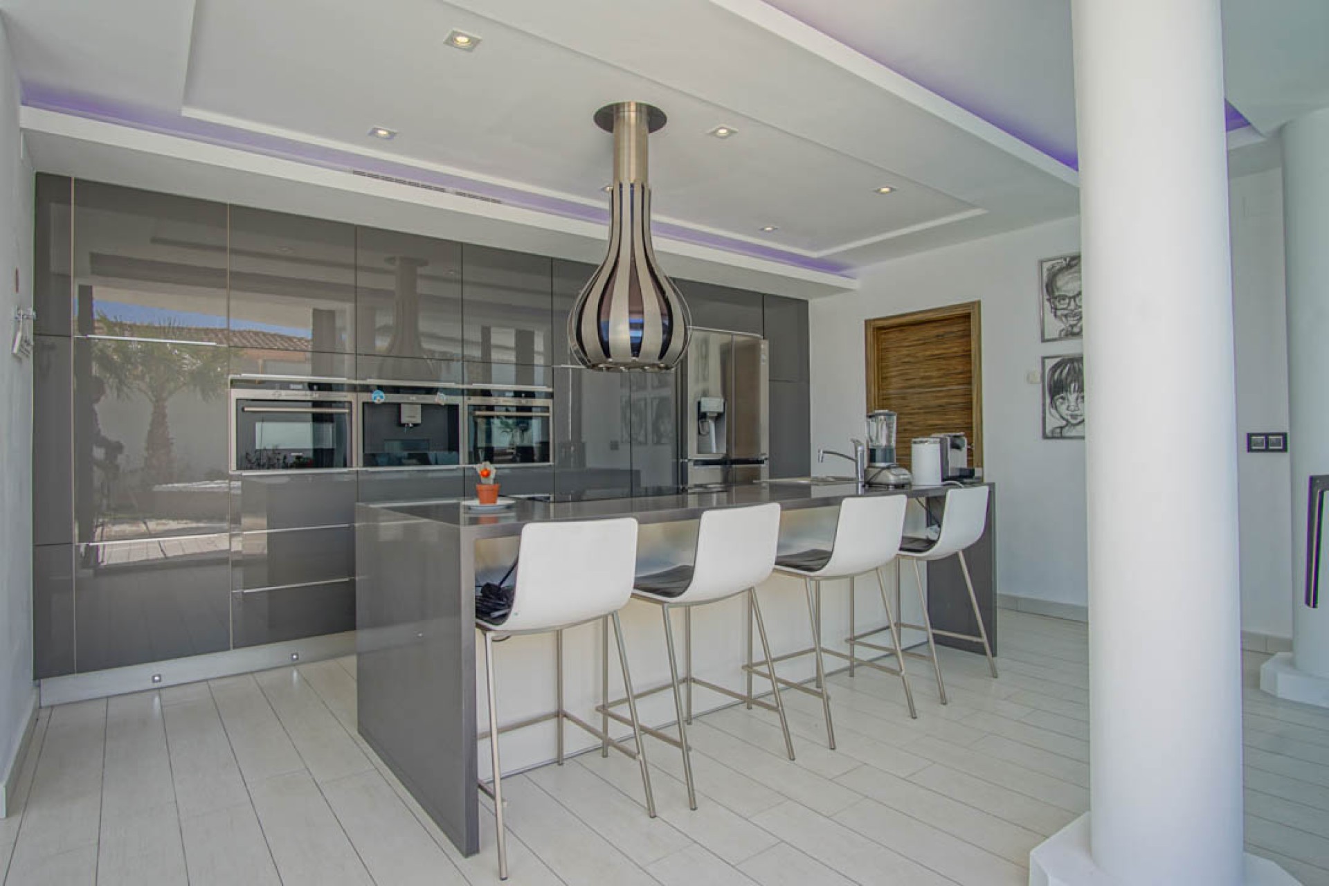 Sale - Villa -
Altea