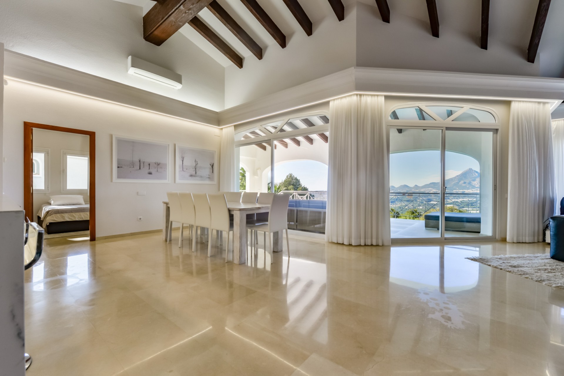 Sale - Villa -
Altea