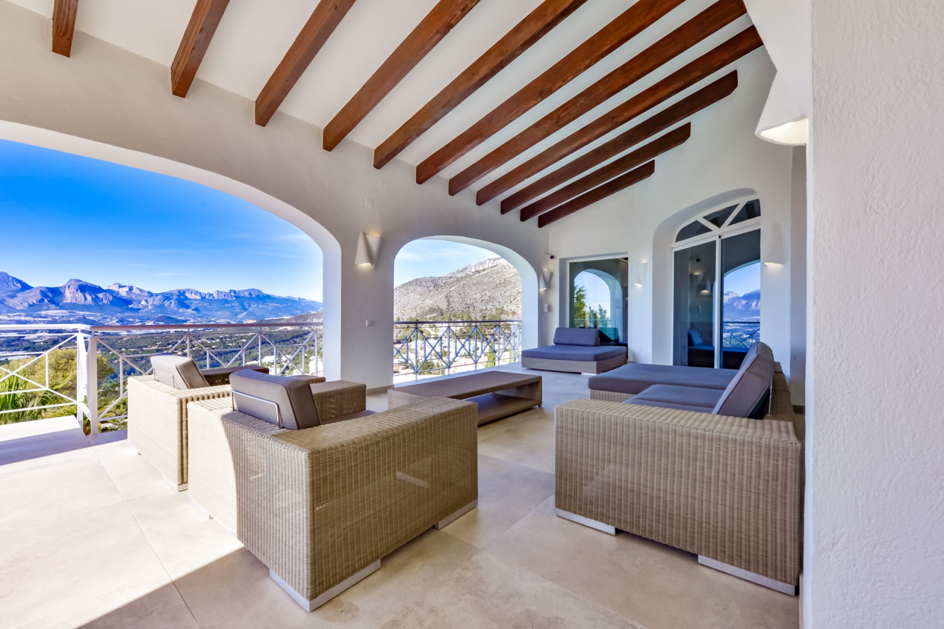Sale - Villa -
Altea
