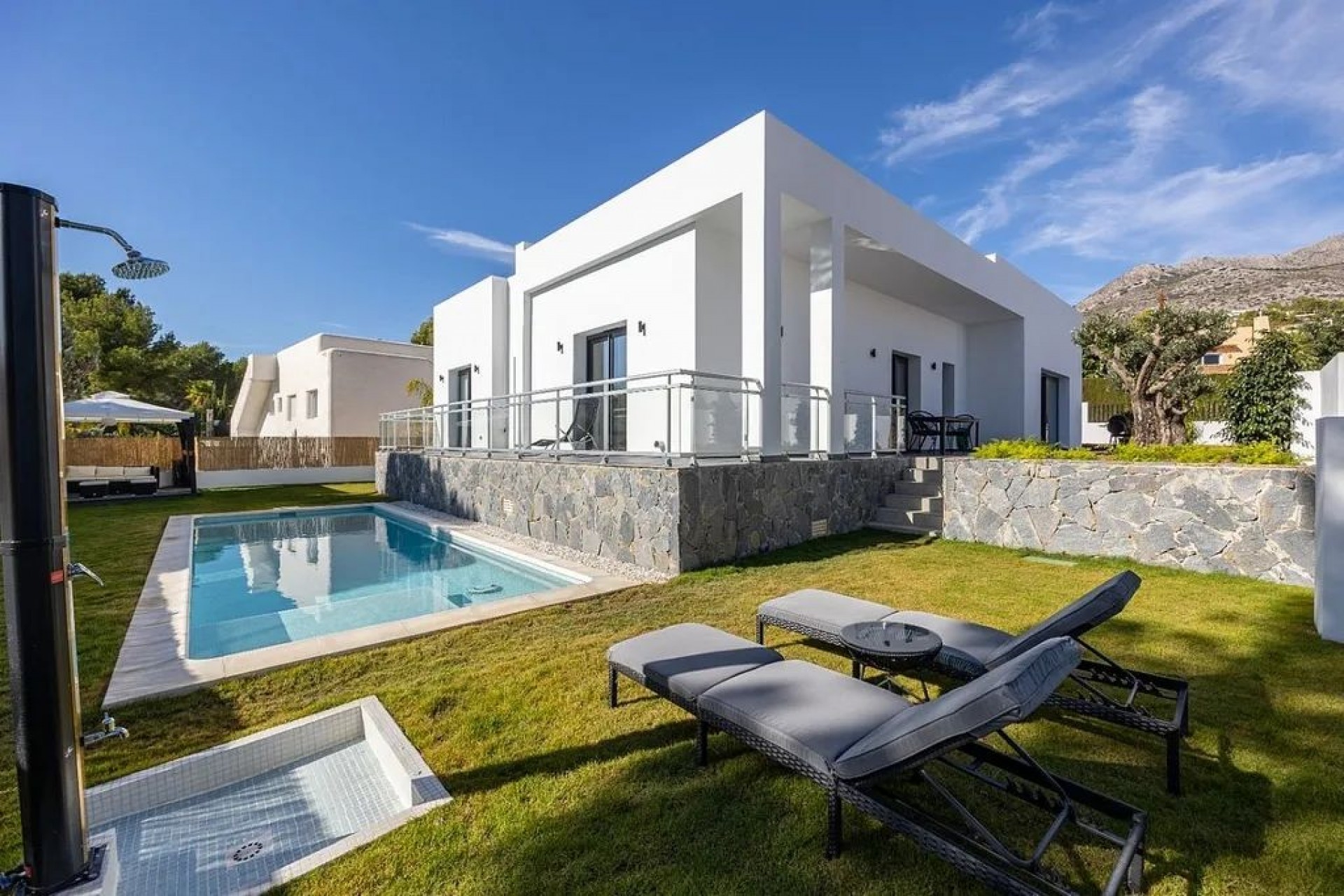 Sale - Villa -
Altea