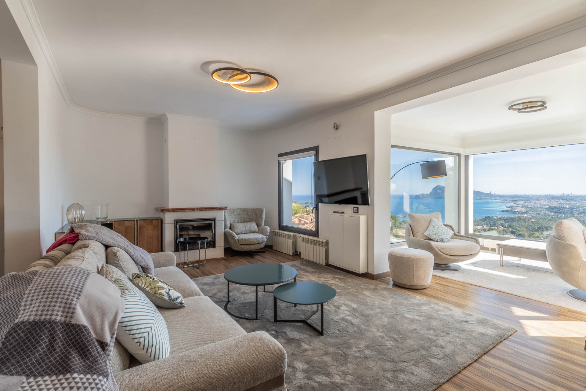 Sale - Villa -
Altea