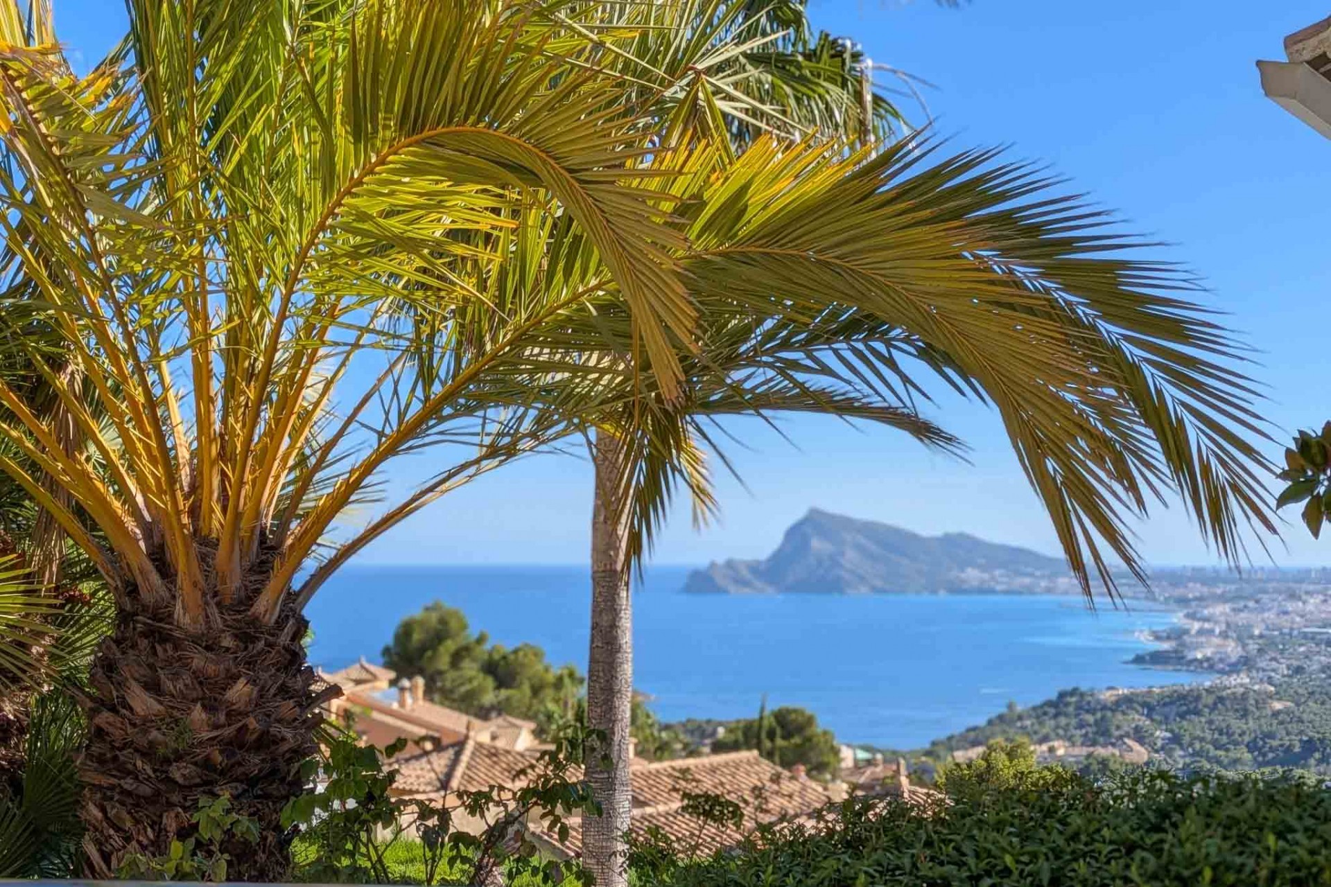 Sale - Villa -
Altea