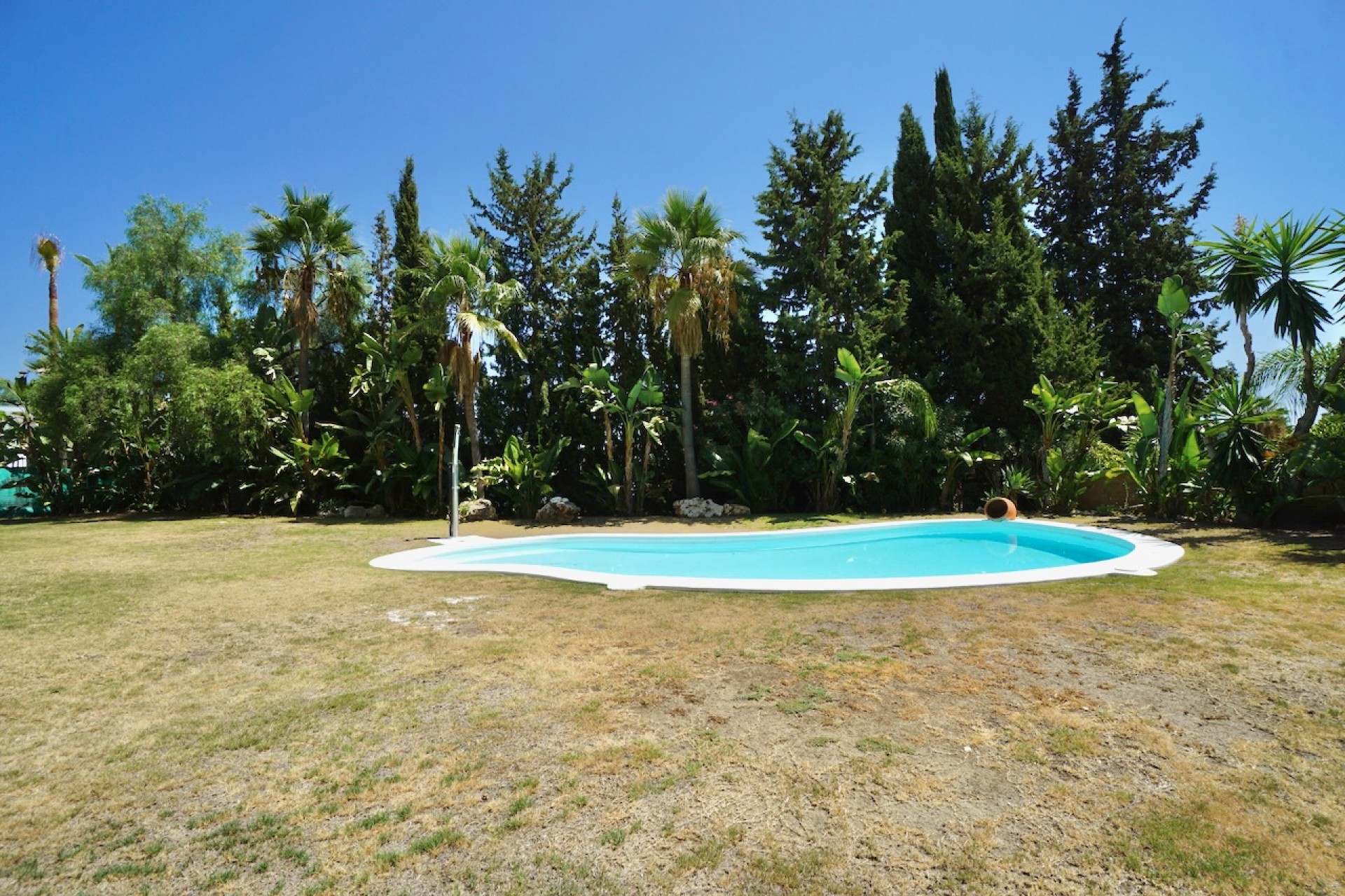 Sale - Villa -
Benhavis - El Paraiso Alto
