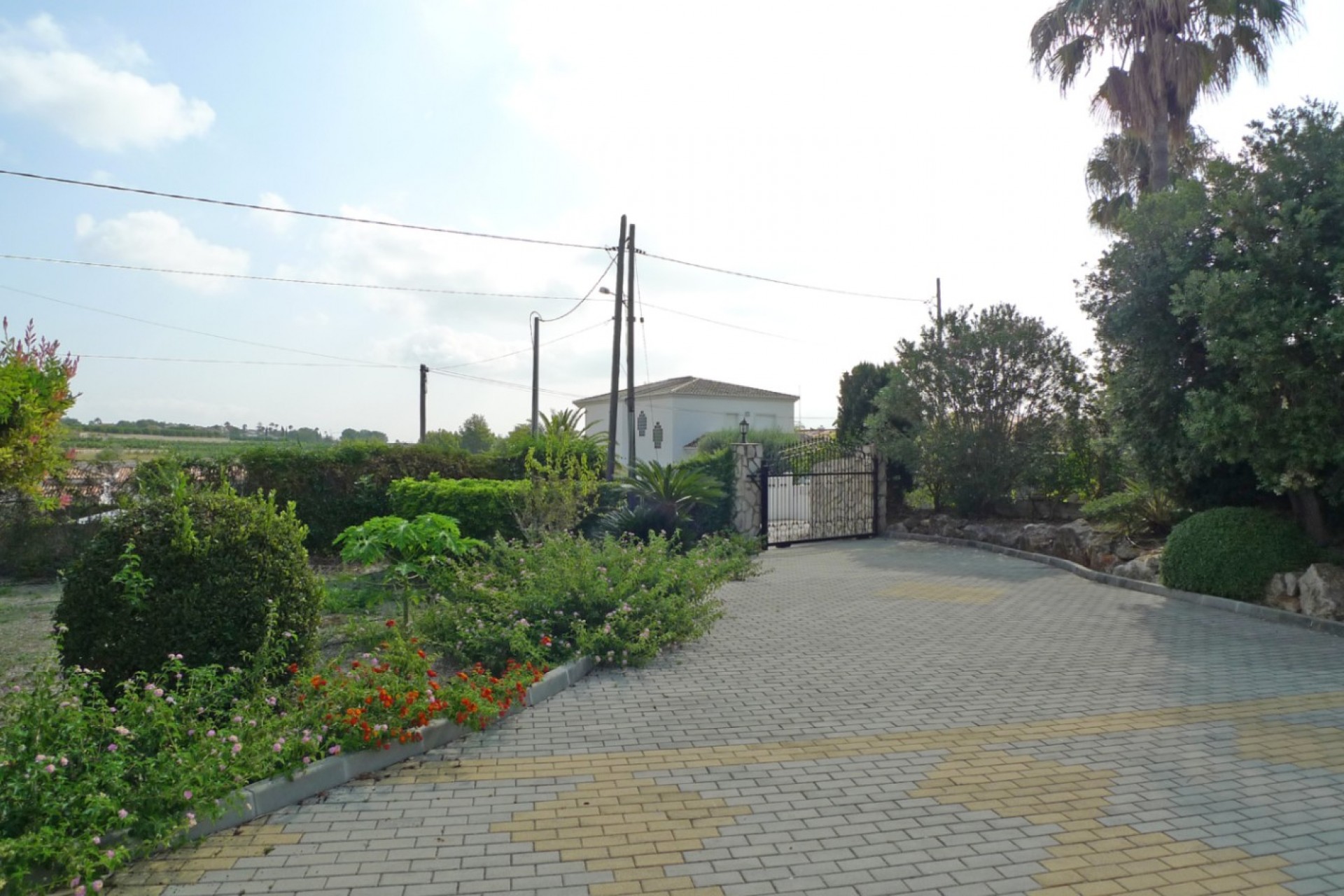 Sale - Villa -
Beniarbeig