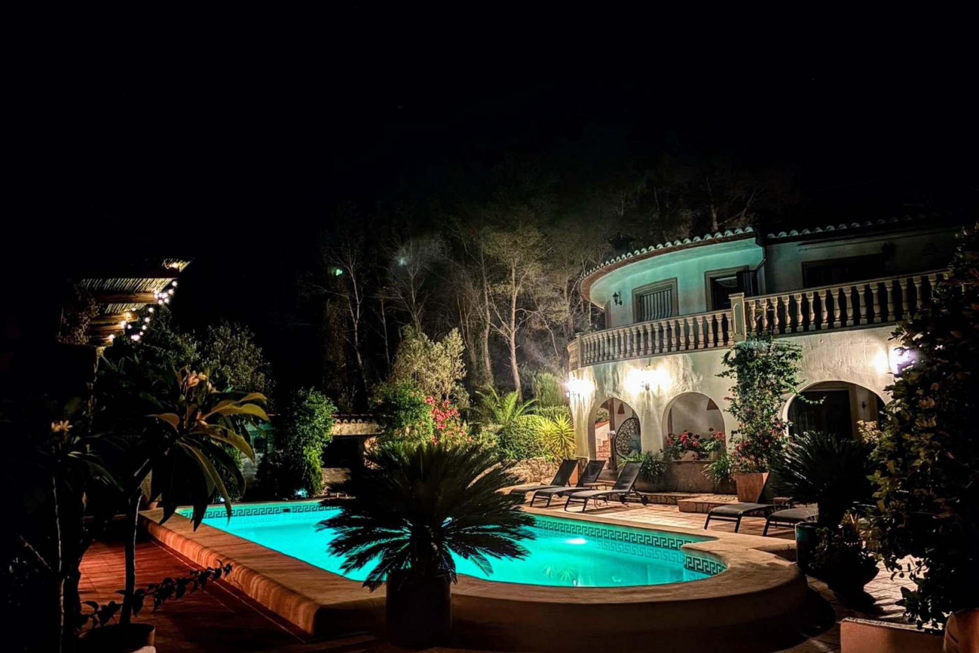 Sale - Villa -
Benigembla