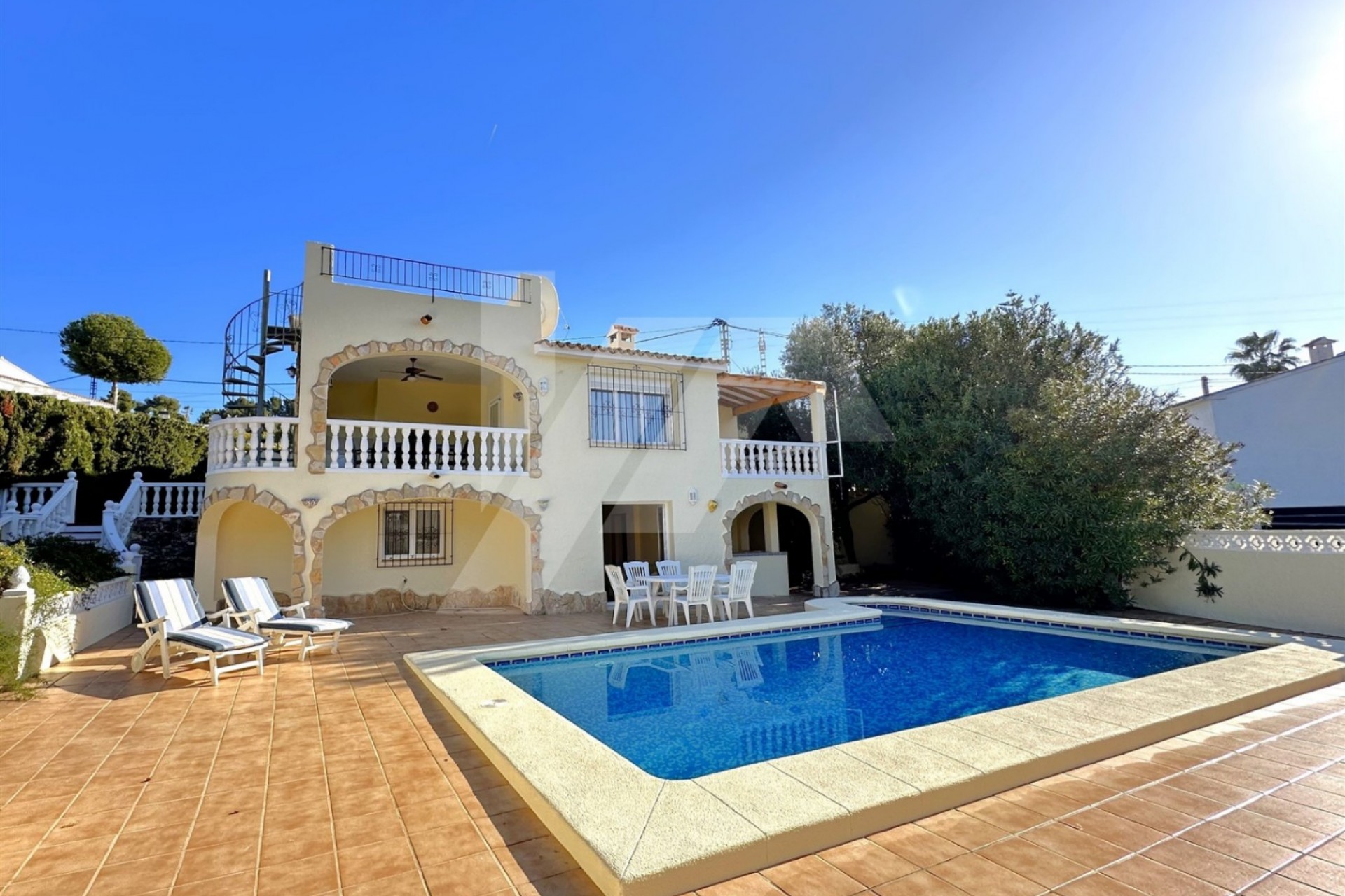Sale - Villa -
Benissa - Baladrar