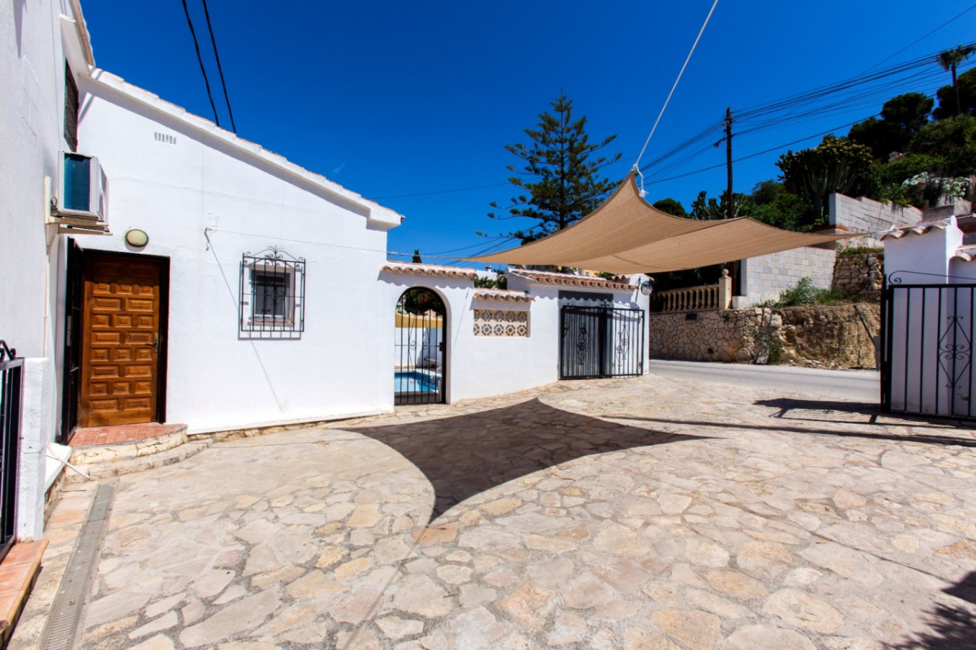 Sale - Villa -
Benissa - Baladrar