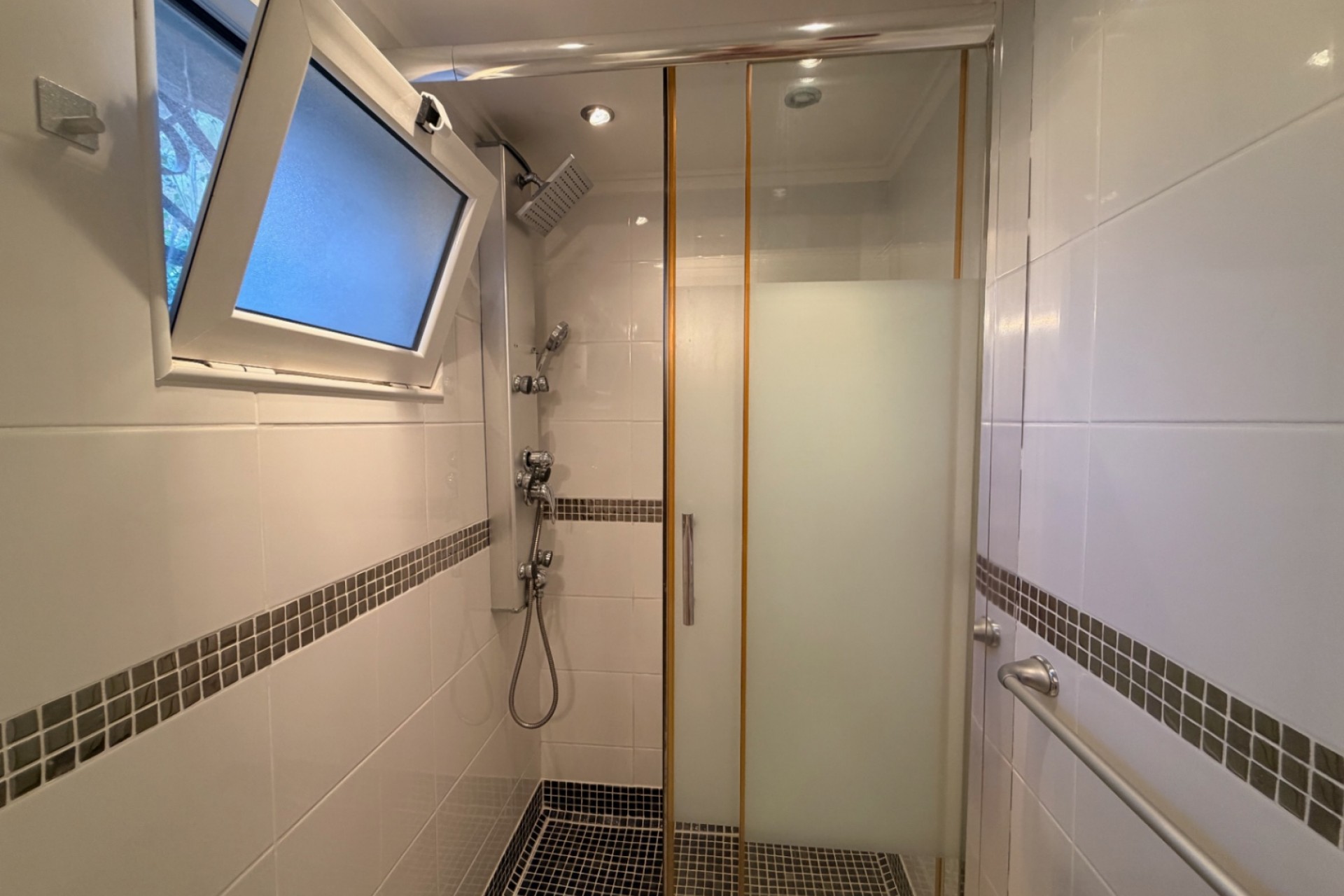 Sale - Villa -
Benissa - Buenavista
