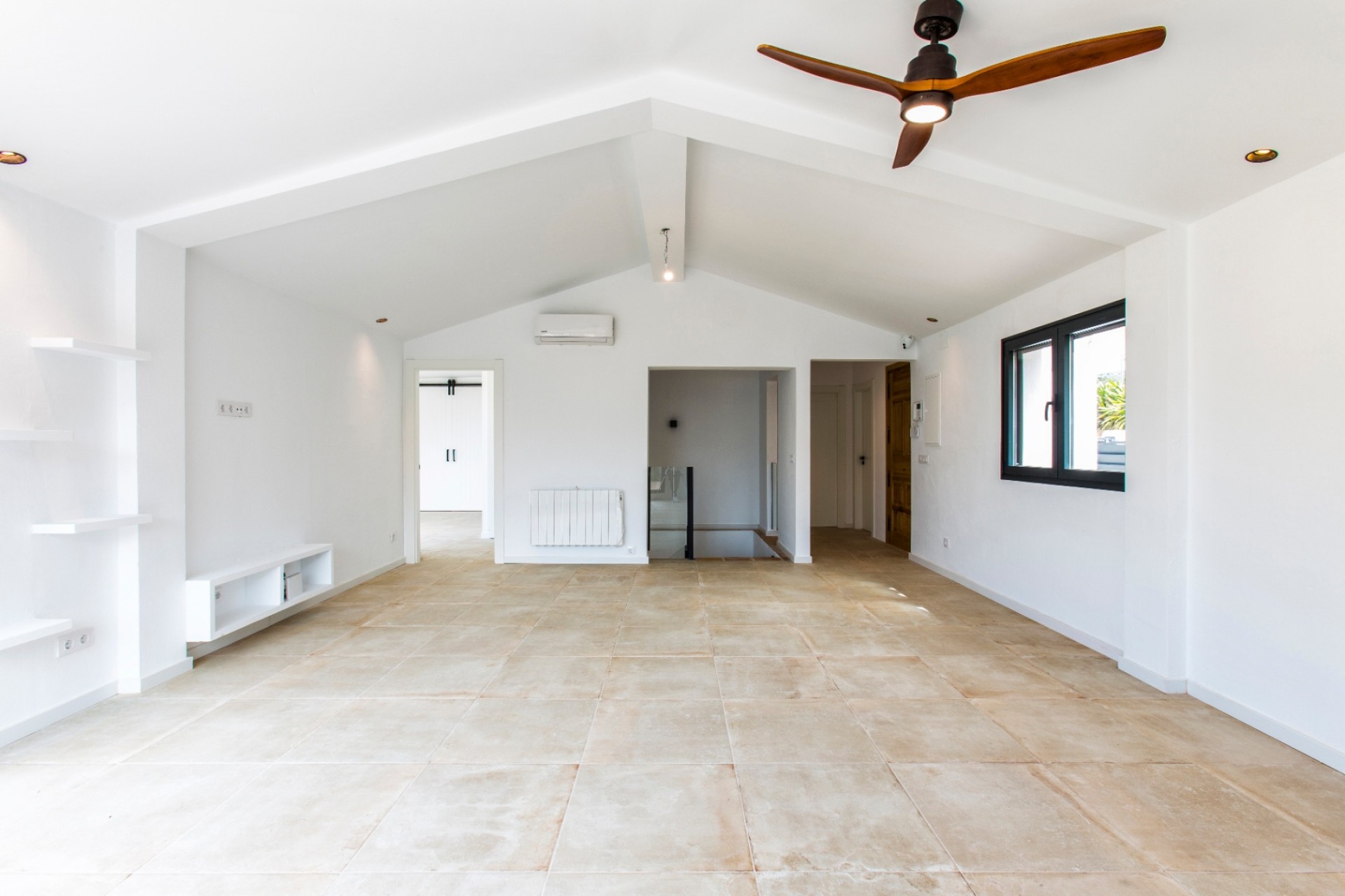 Sale - Villa -
Benissa - Cala Advocat